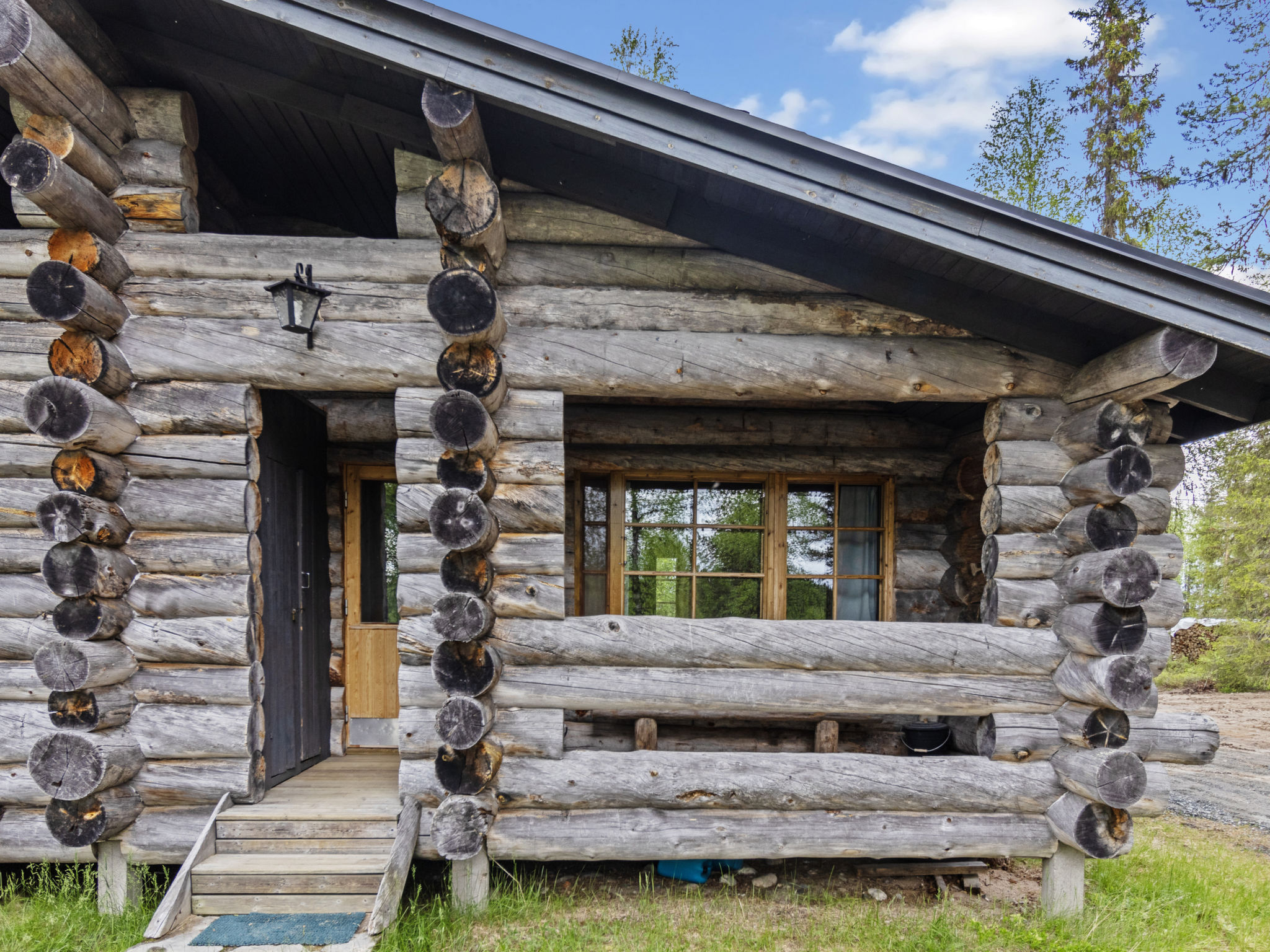 Kuontijärvi b - Binnen