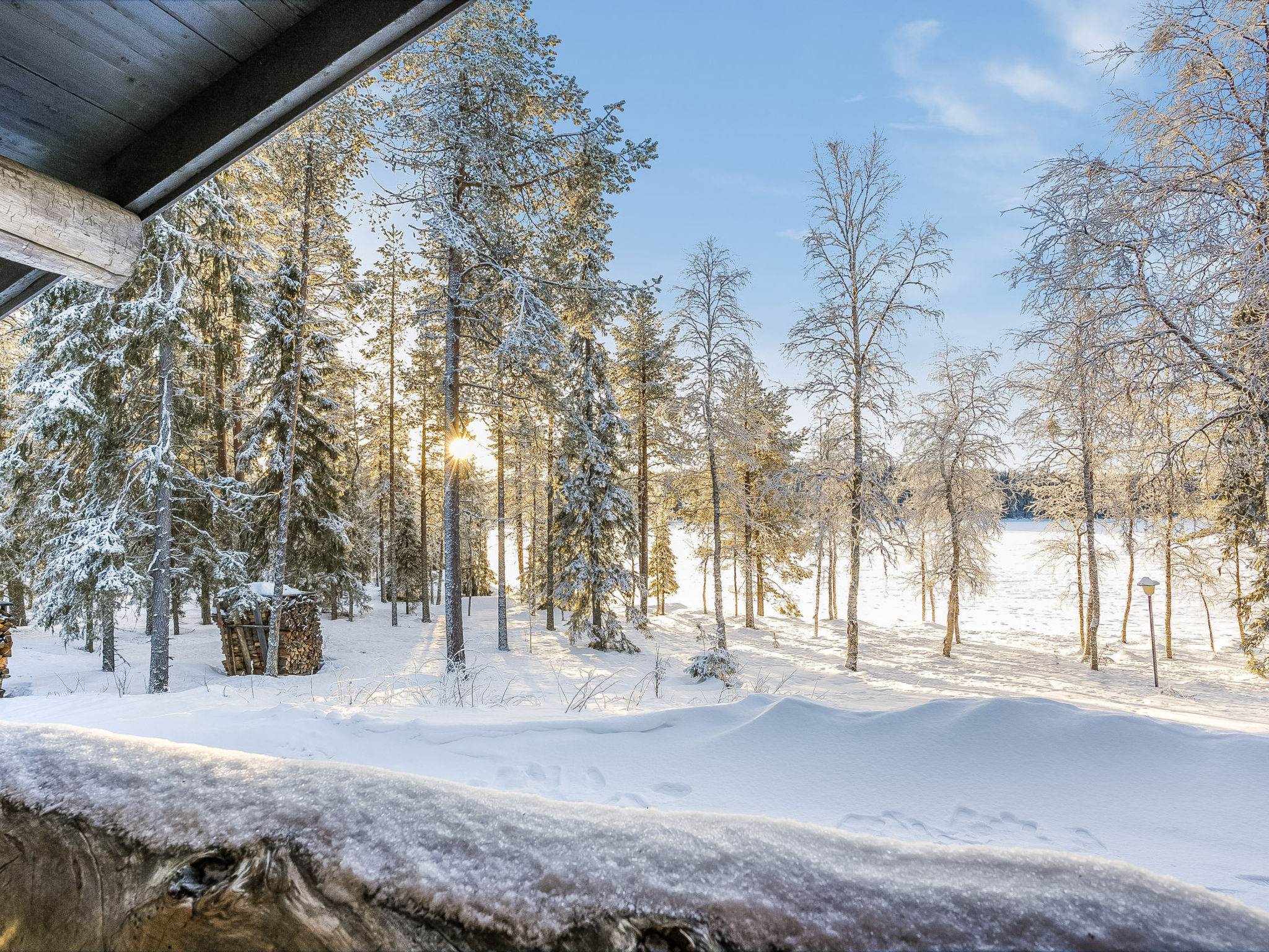 Kuontijärvi b - Binnen
