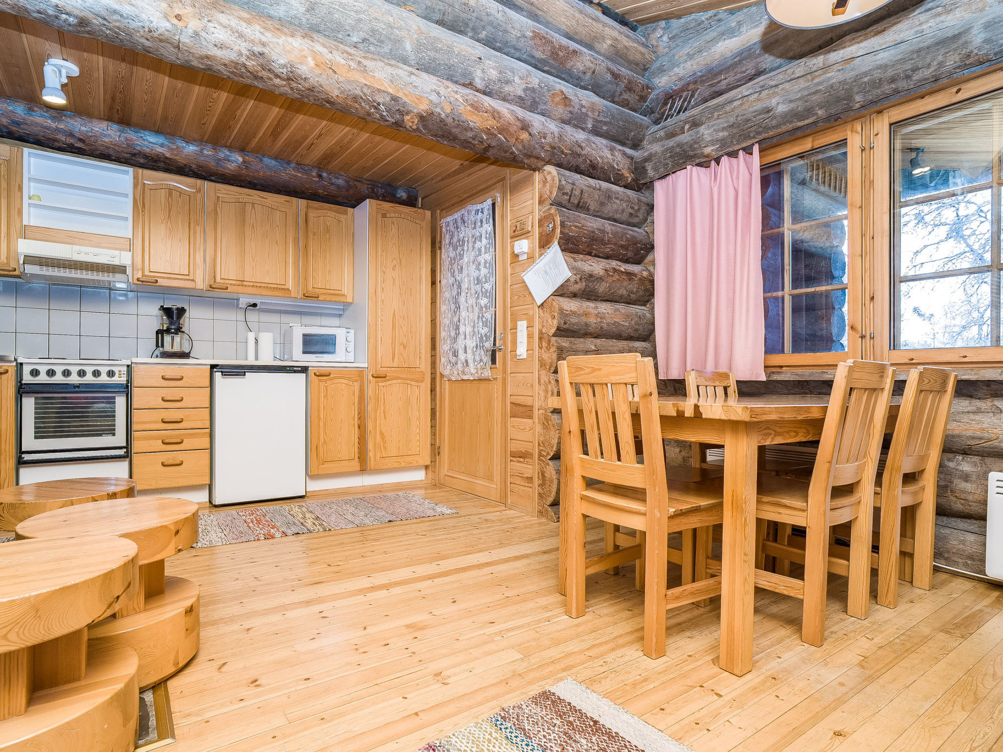 Kuontijärvi a - Binnen