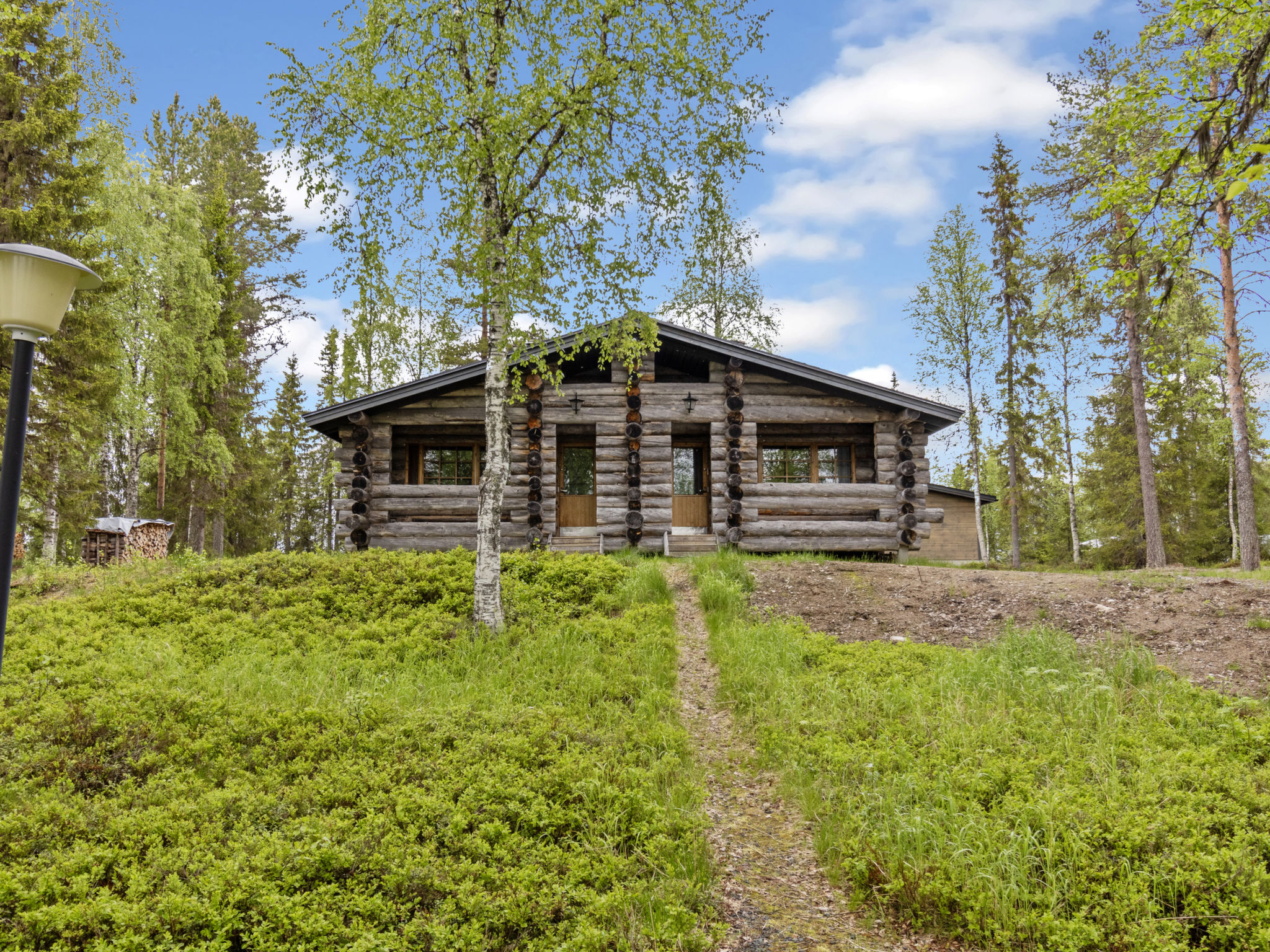 Kuontijärvi a - Binnen