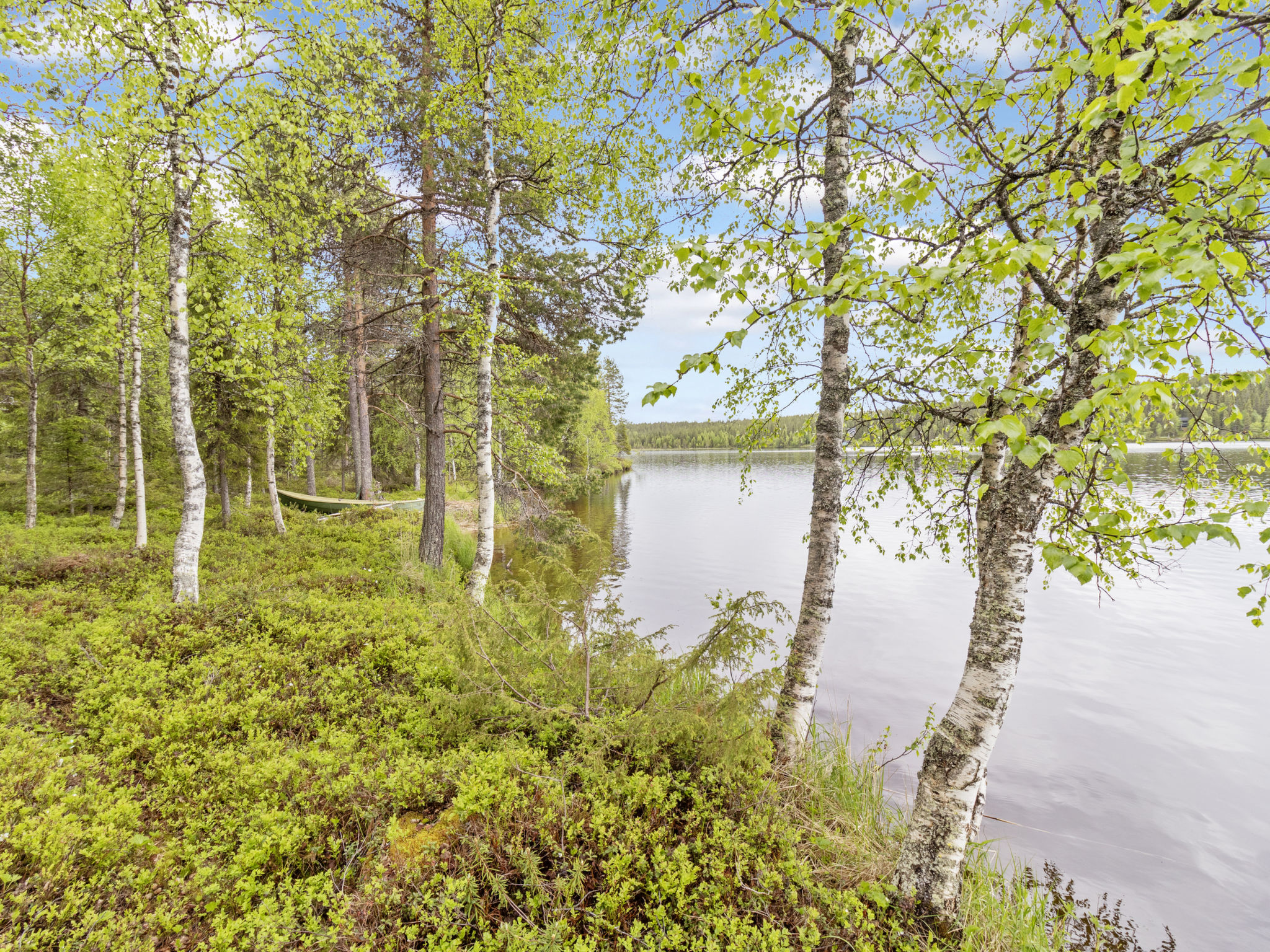 Kuontijärvi a - Binnen