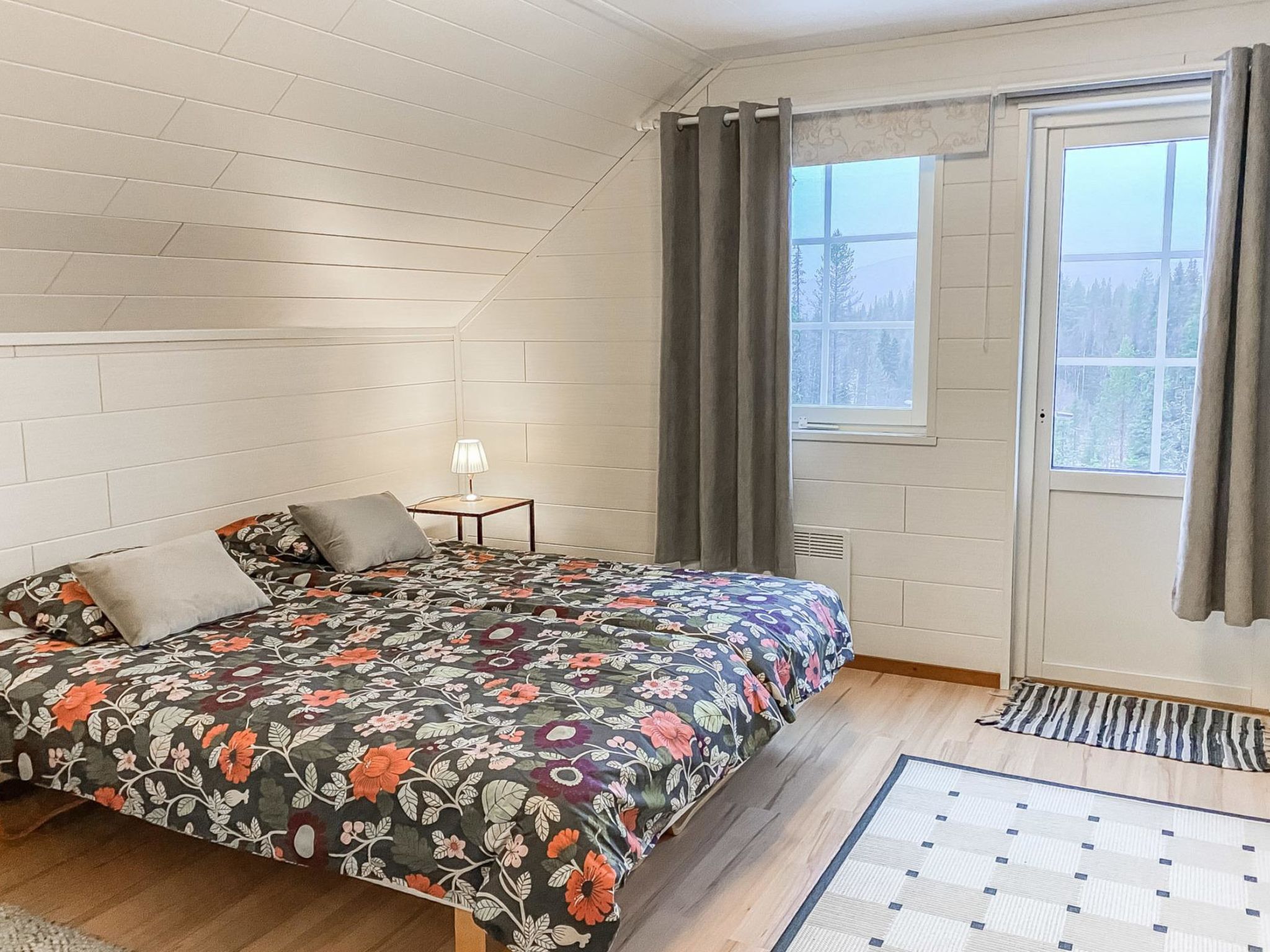 Photo of Iso-karpalo a