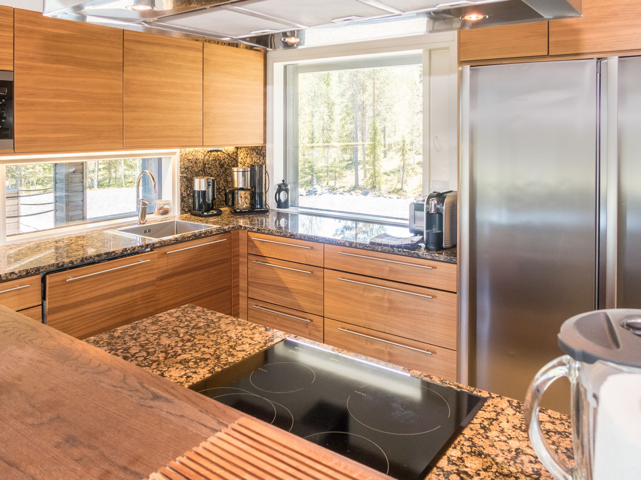 Holy lake chalet b - Binnen