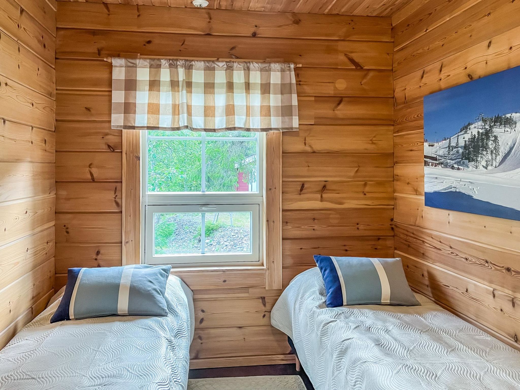 Photo of Heikkalan helmi