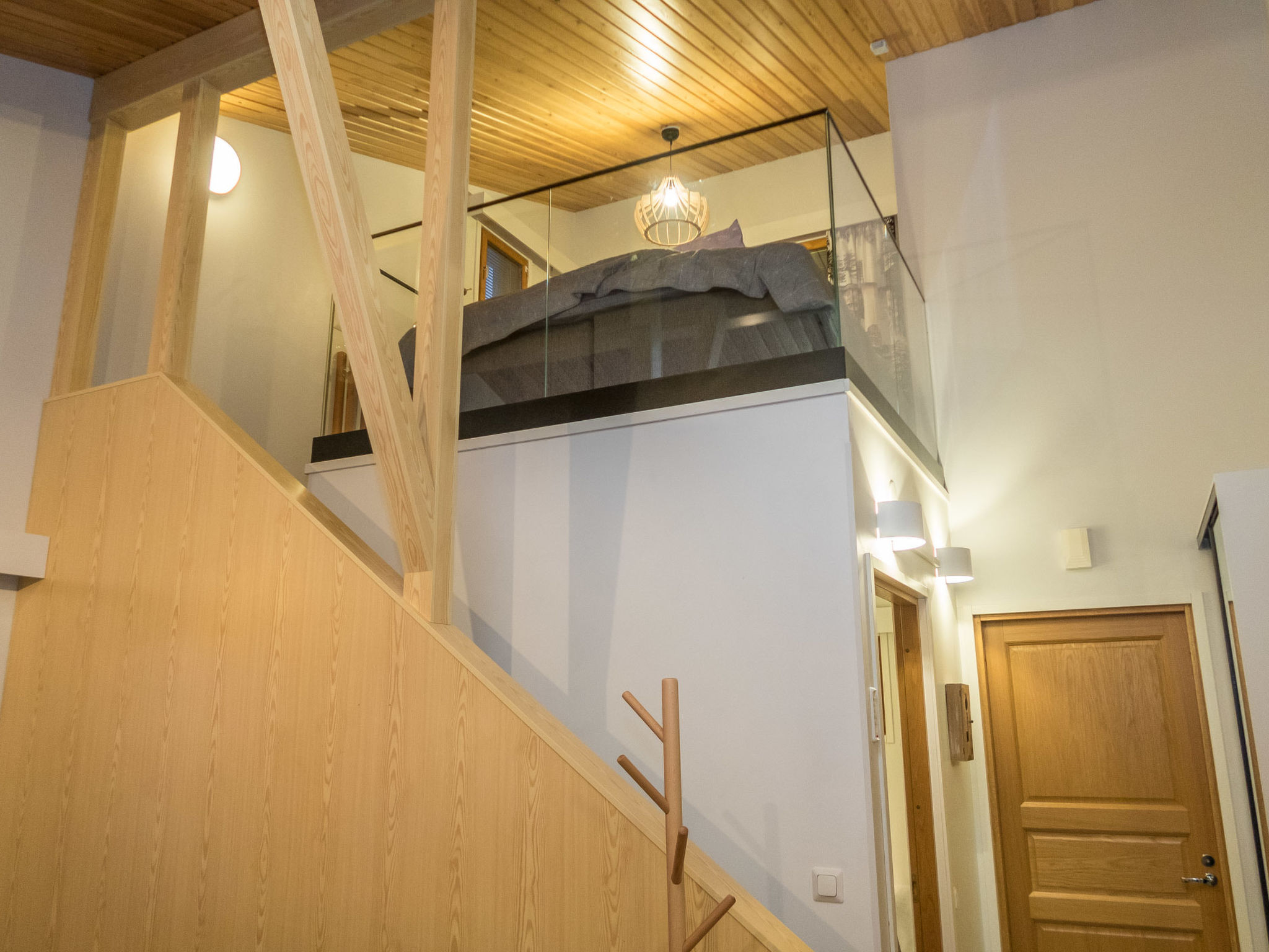 Karhunvartijan linna c24 - Binnen