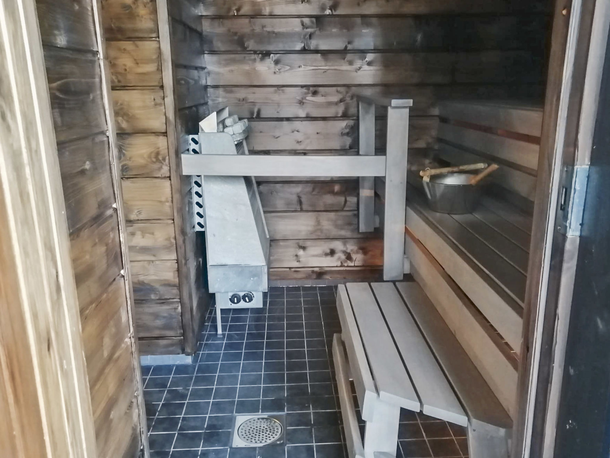 Rukan pramea - Inside