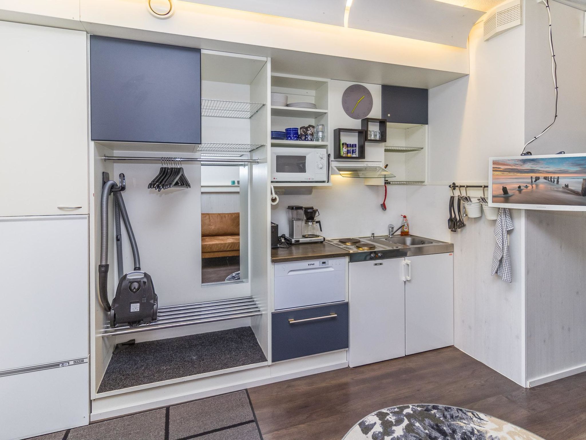 Photo of Vuosselin helmi b21