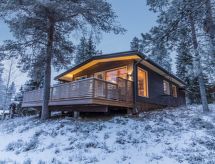 Kelokaltiokylän maja 22