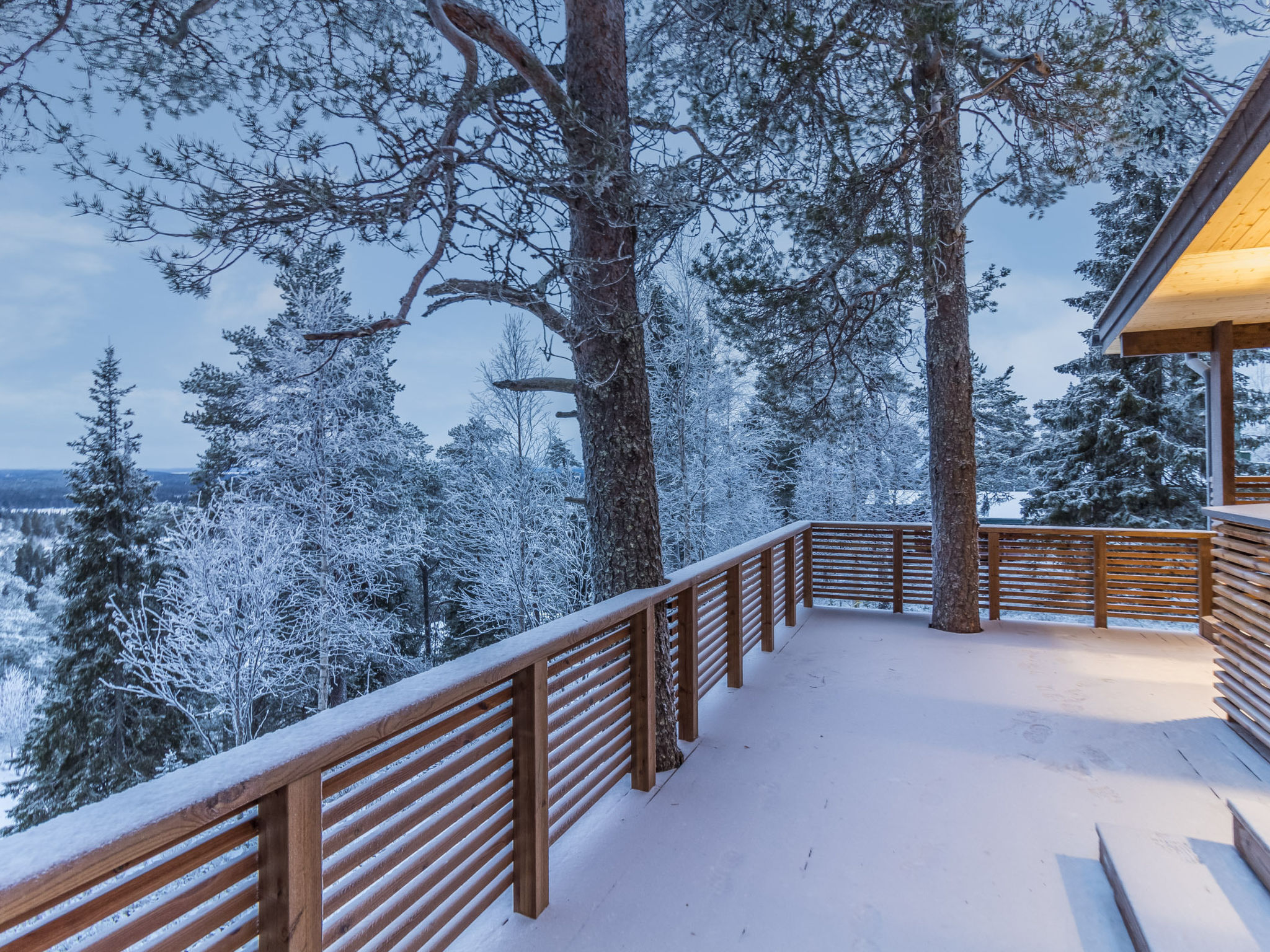 Kelokaltiokylän maja 22