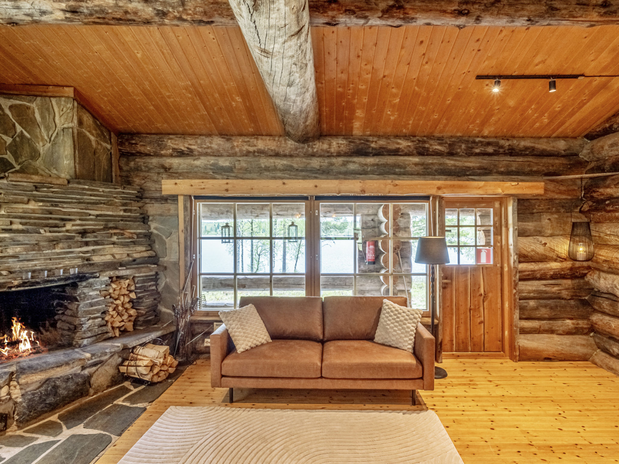 Lumikenttien kutsu-Binnen