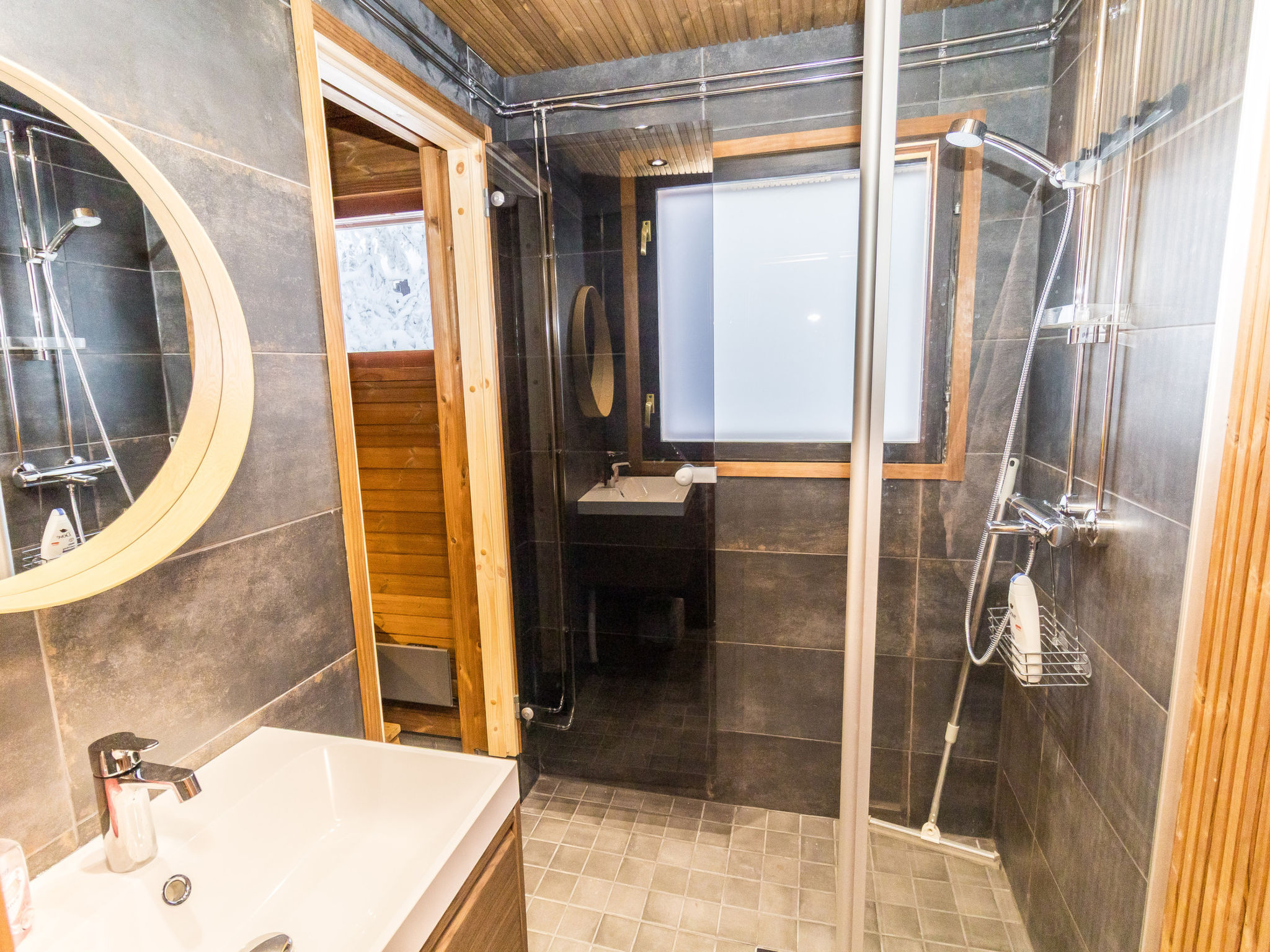 Maison Kelokaltiokylä mökki 58 – Intérieur, photo 17 sur 46