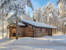 Houten blokhut Janttara direct aan Petäjälampi meer in Kuusamo - thumbnail 2
