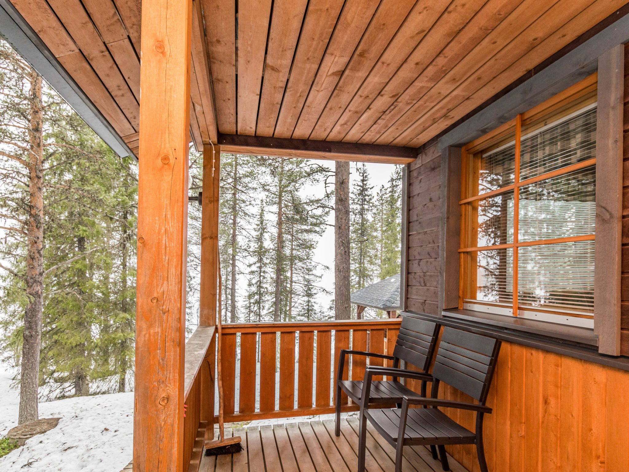 Ruskatupa - Binnen
