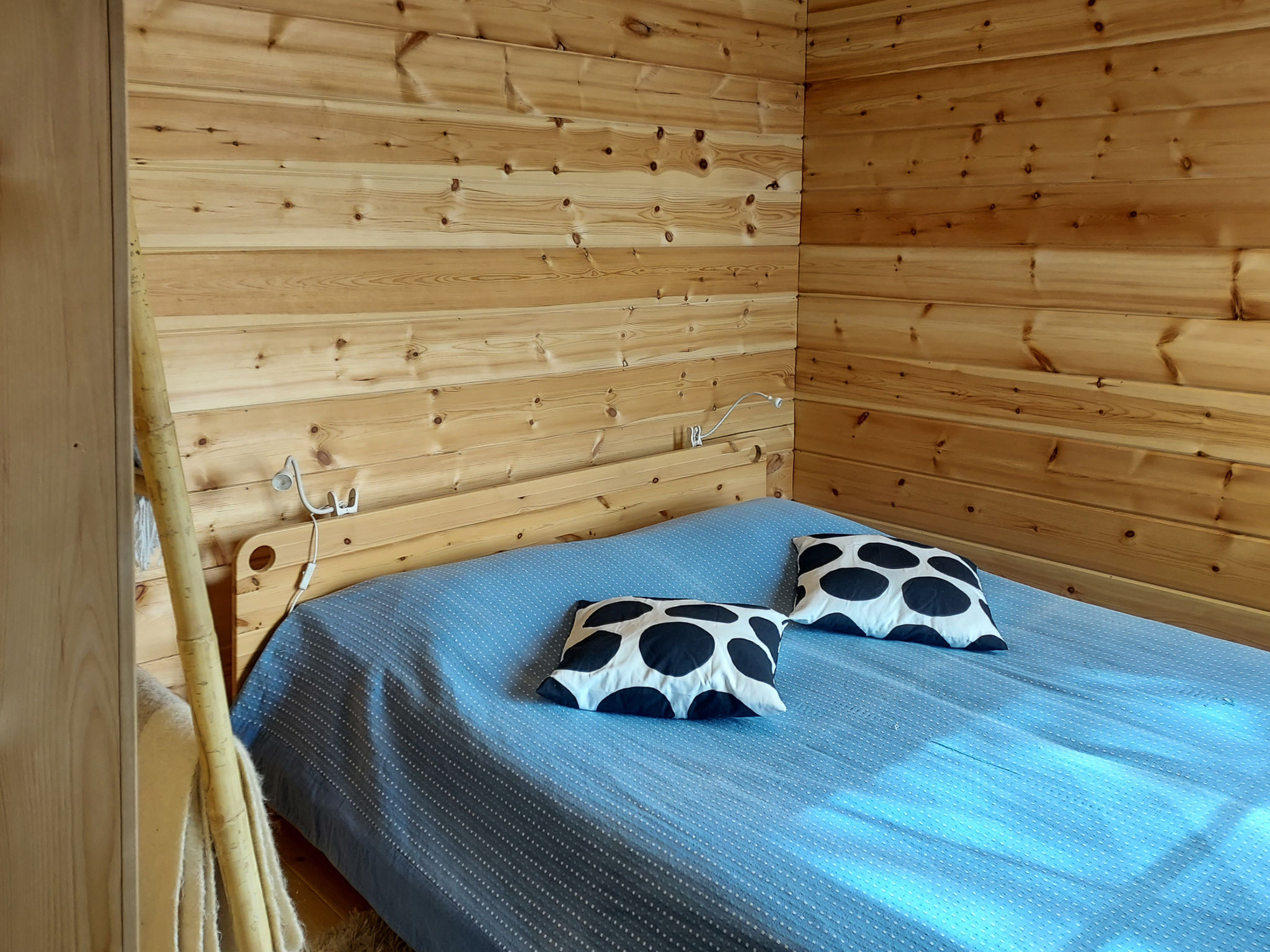 Alakitkajärvi, takkusalmi - Inside