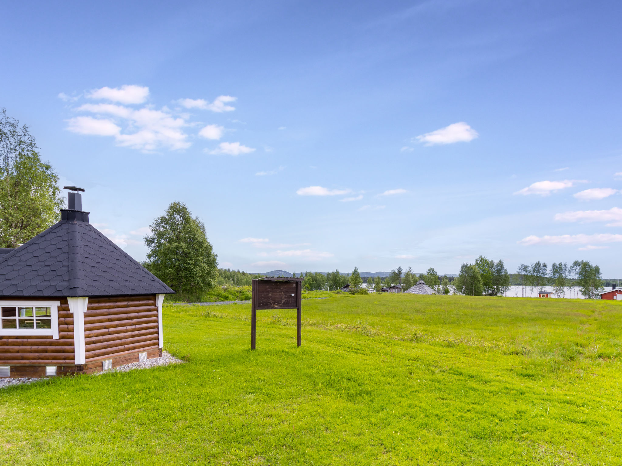 Ruka-kitkan käki - Binnen