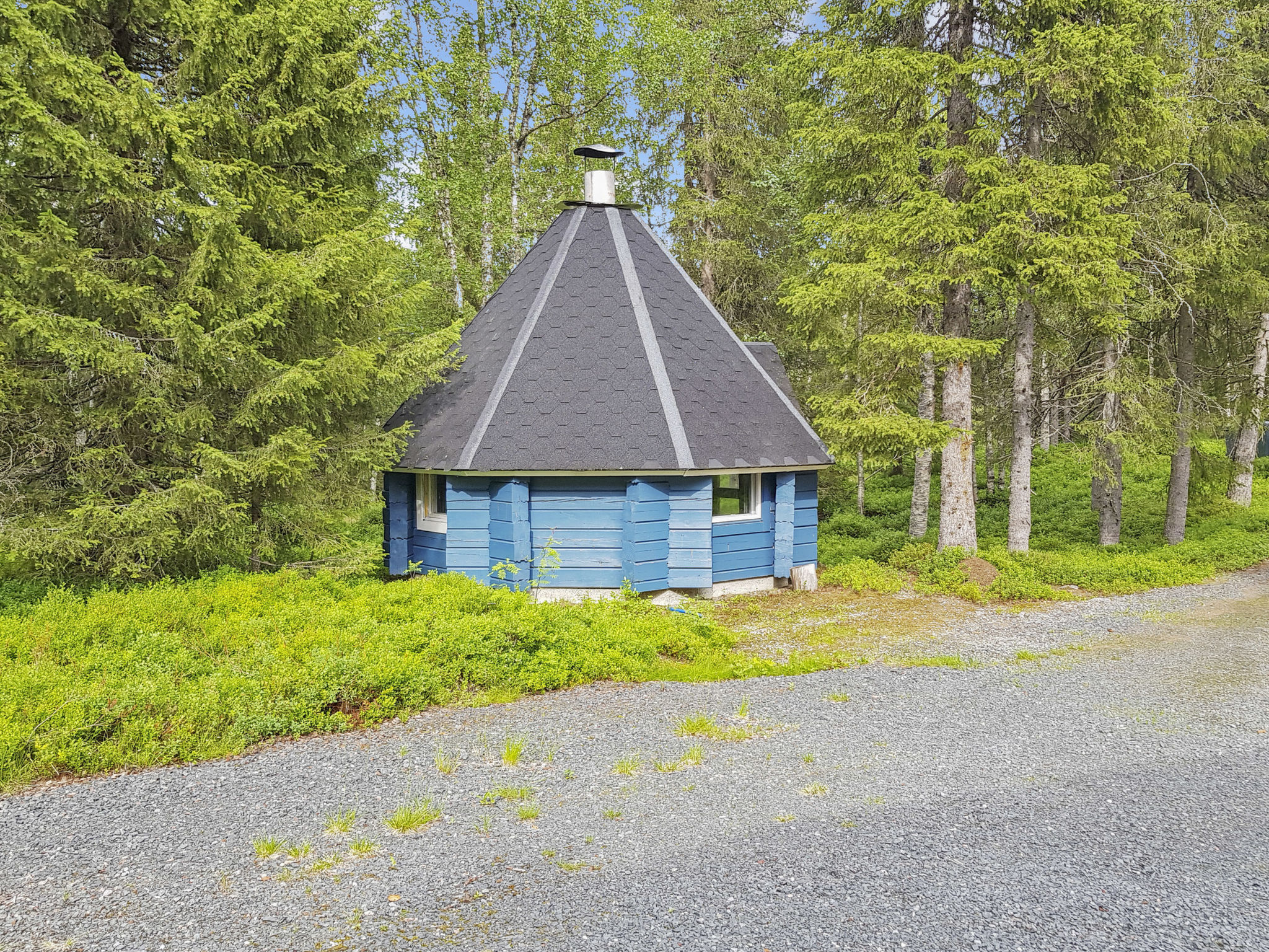 Lomamaja rukaranta 6 b - Drinnen