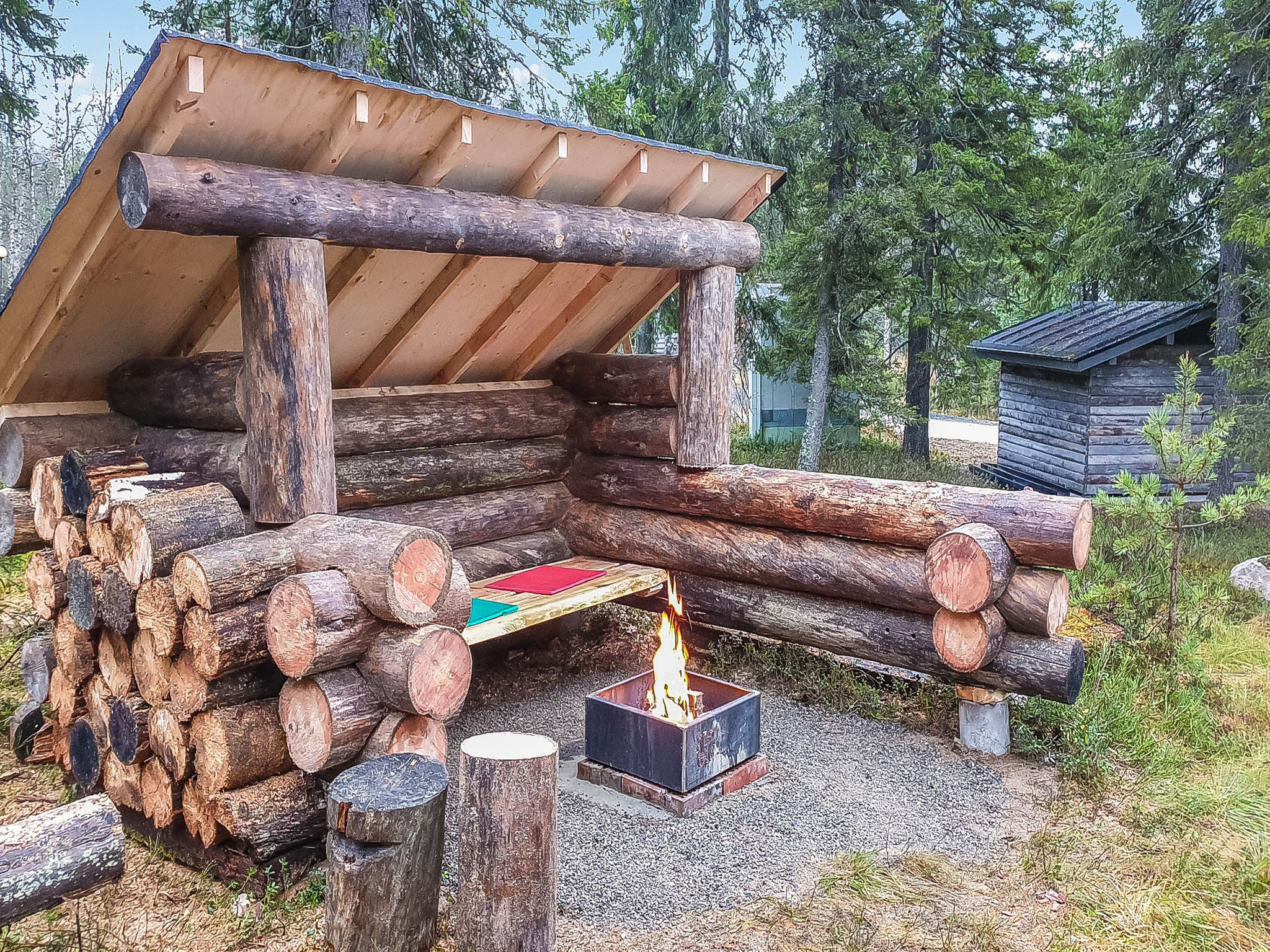 Ykkösruka 3, 3a - Binnen