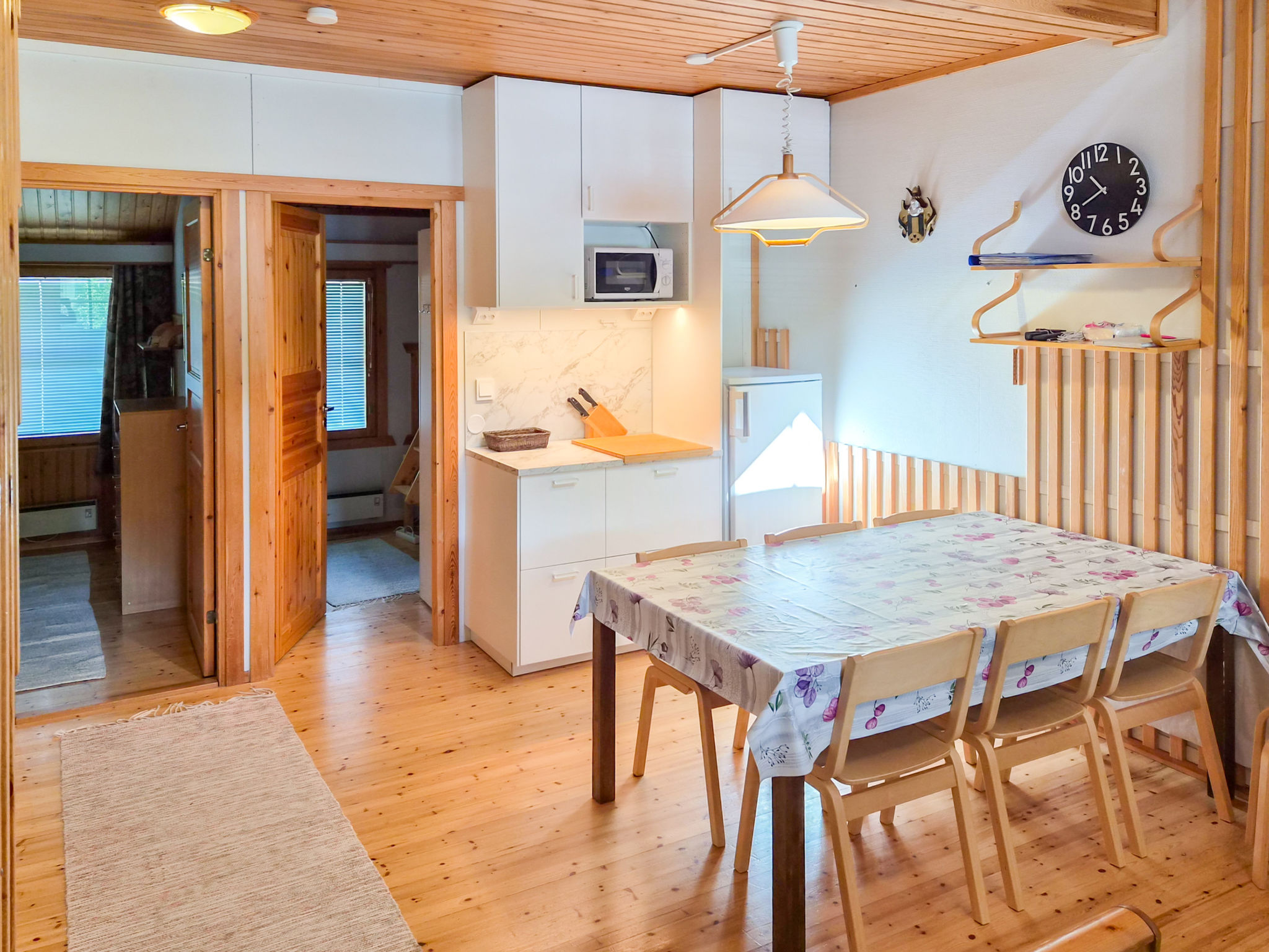 Lomakivakka b6 - Binnen
