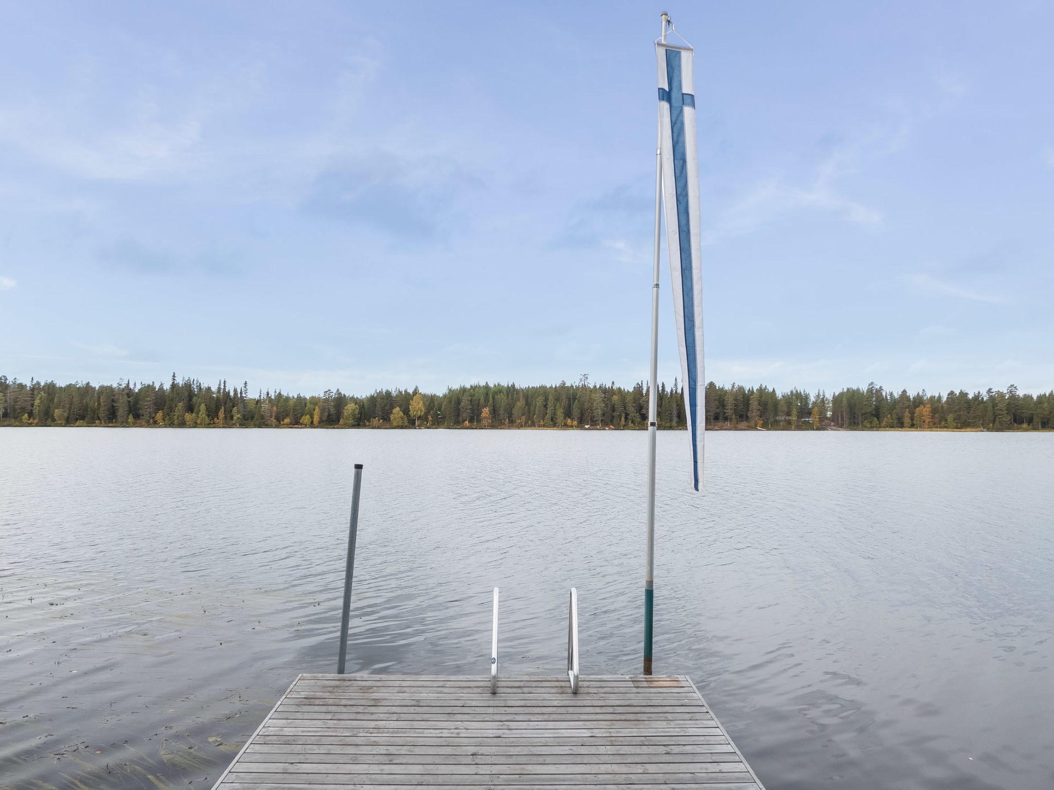 Aino - Drinnen