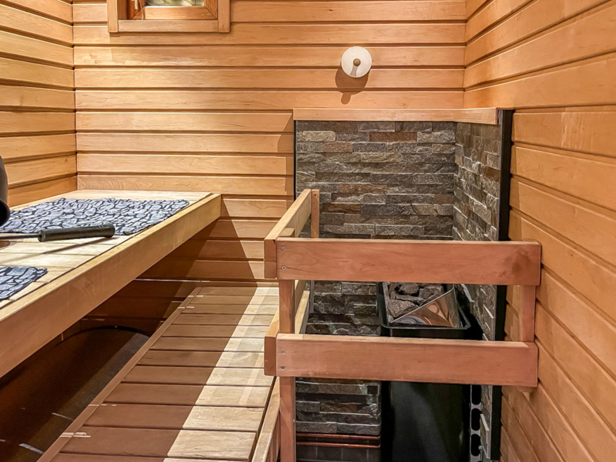 Photo of Karhunvartijan linna a1