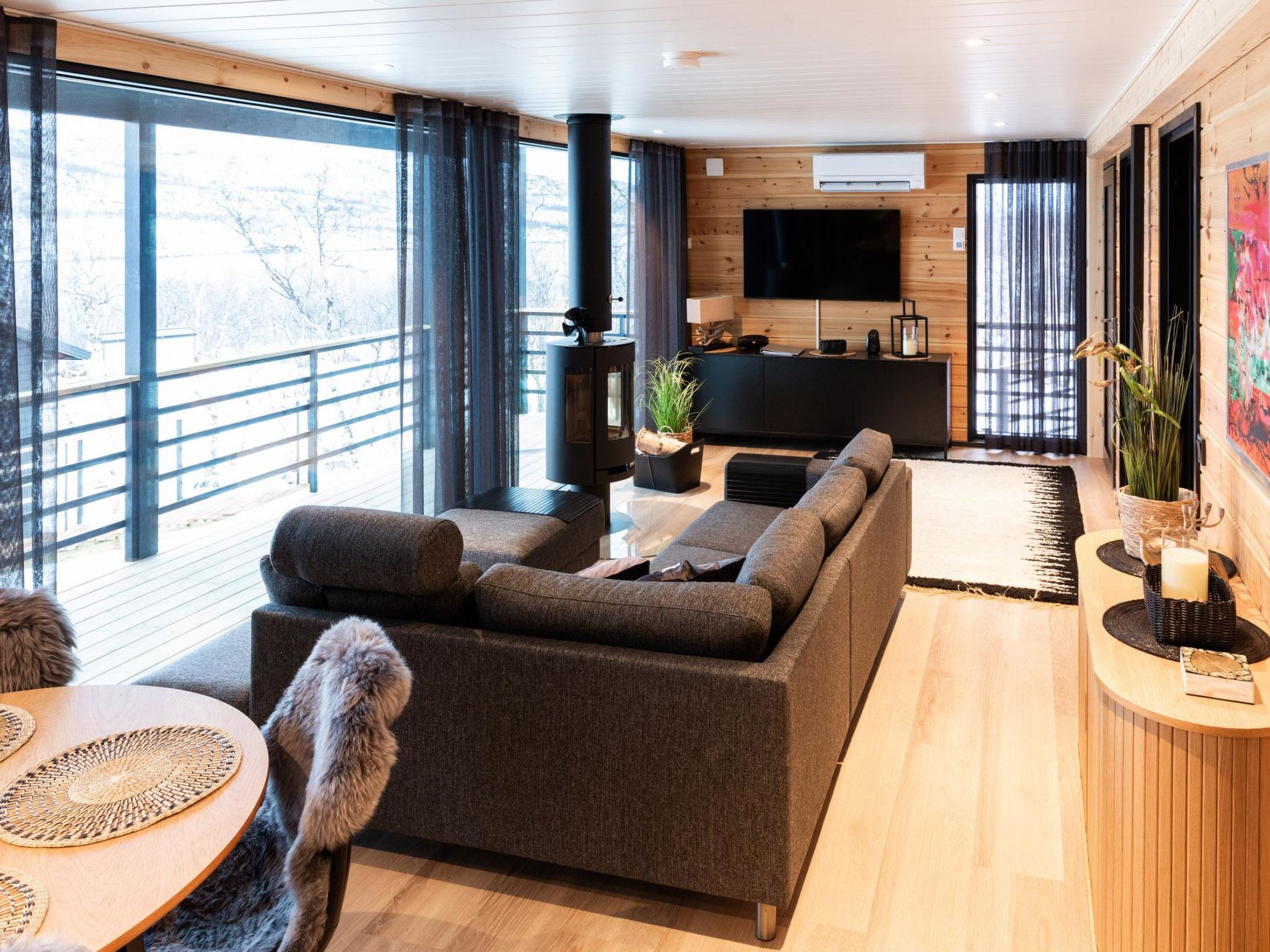 Saanan lumous-Binnen