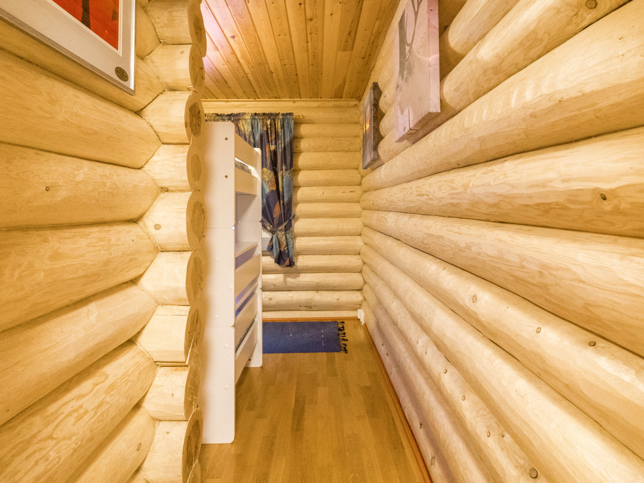 Salvostie 13, hetta-Drinnen