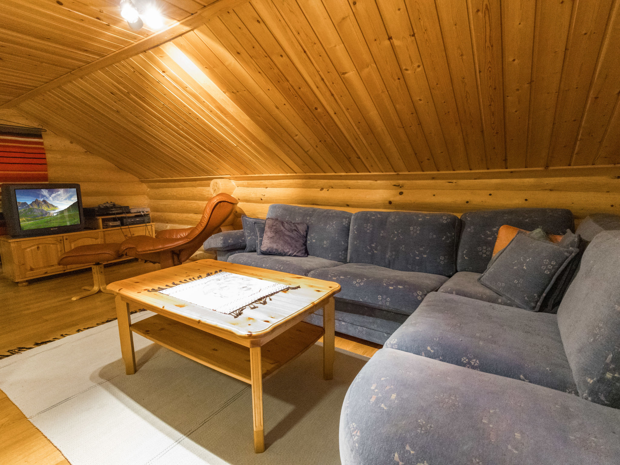 Salvostie 13, hetta-Drinnen