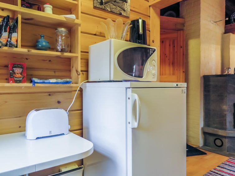 Revontulen tupa 1 - Slide 12