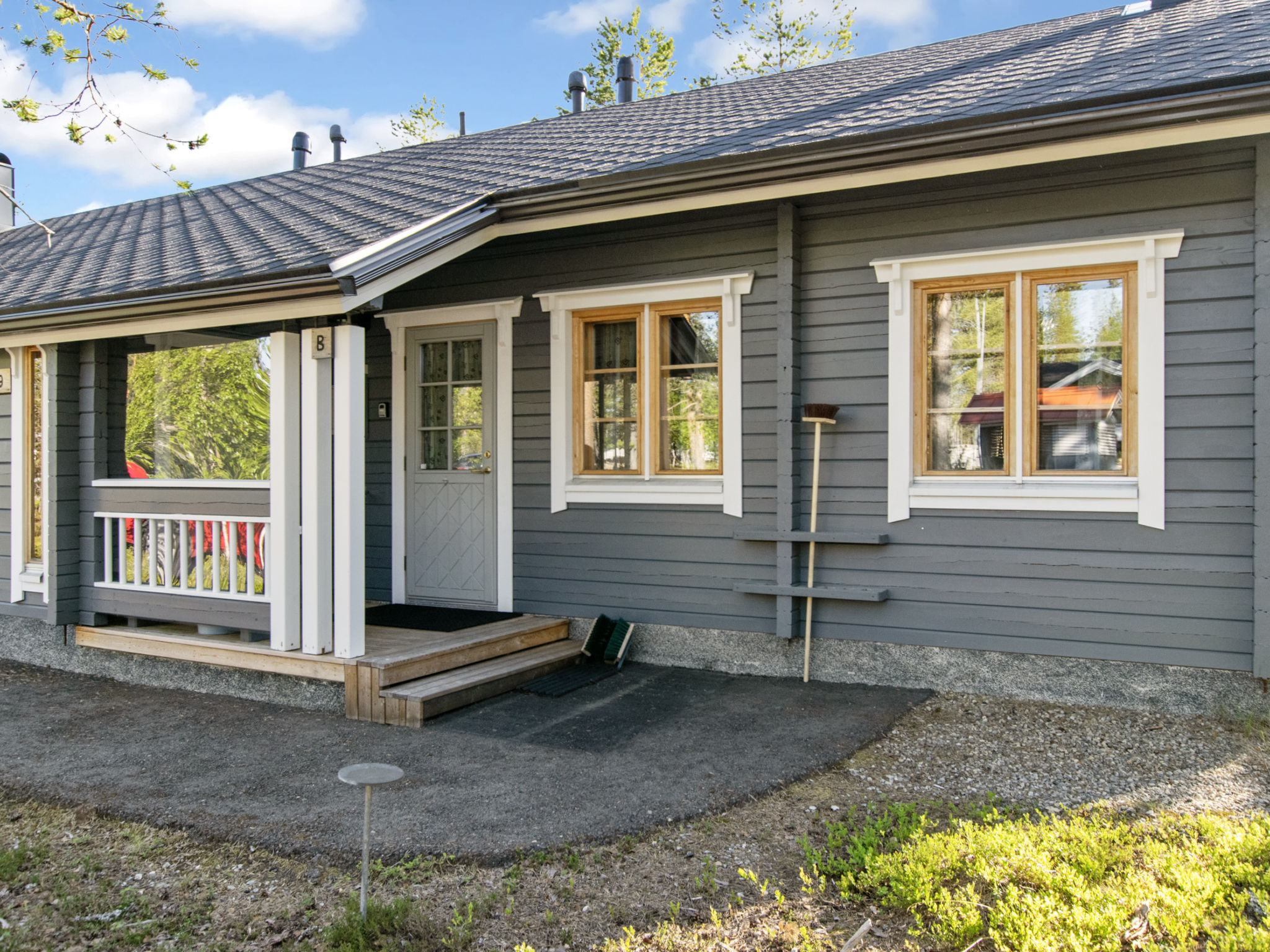 Tunturituuli b