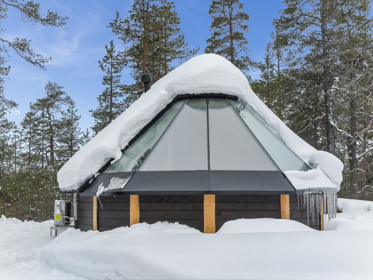 Photo of Arctic light hut