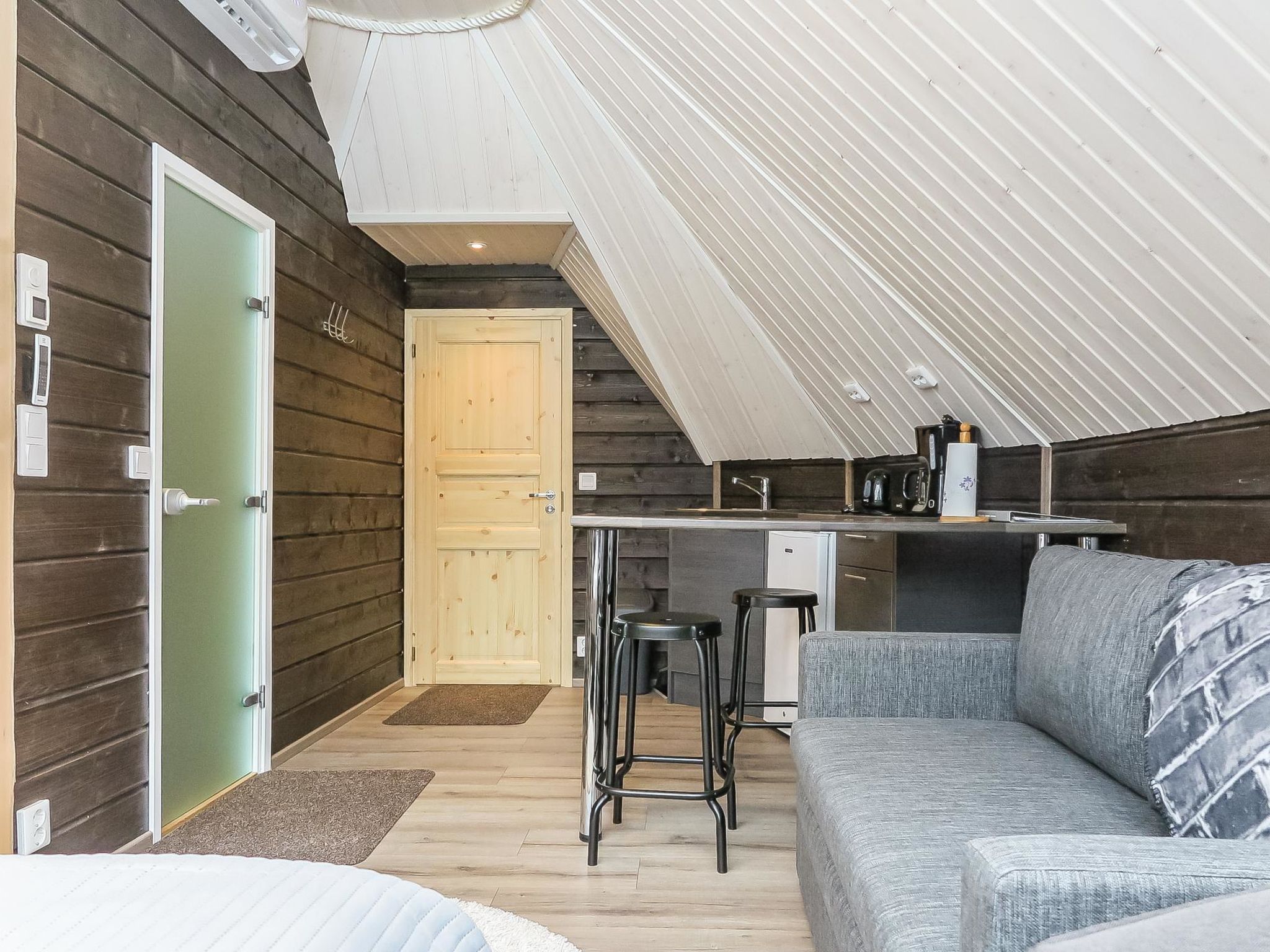 Photo of Arctic light hut