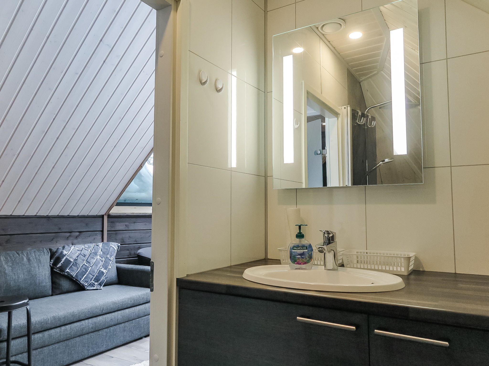 Arctic light hut