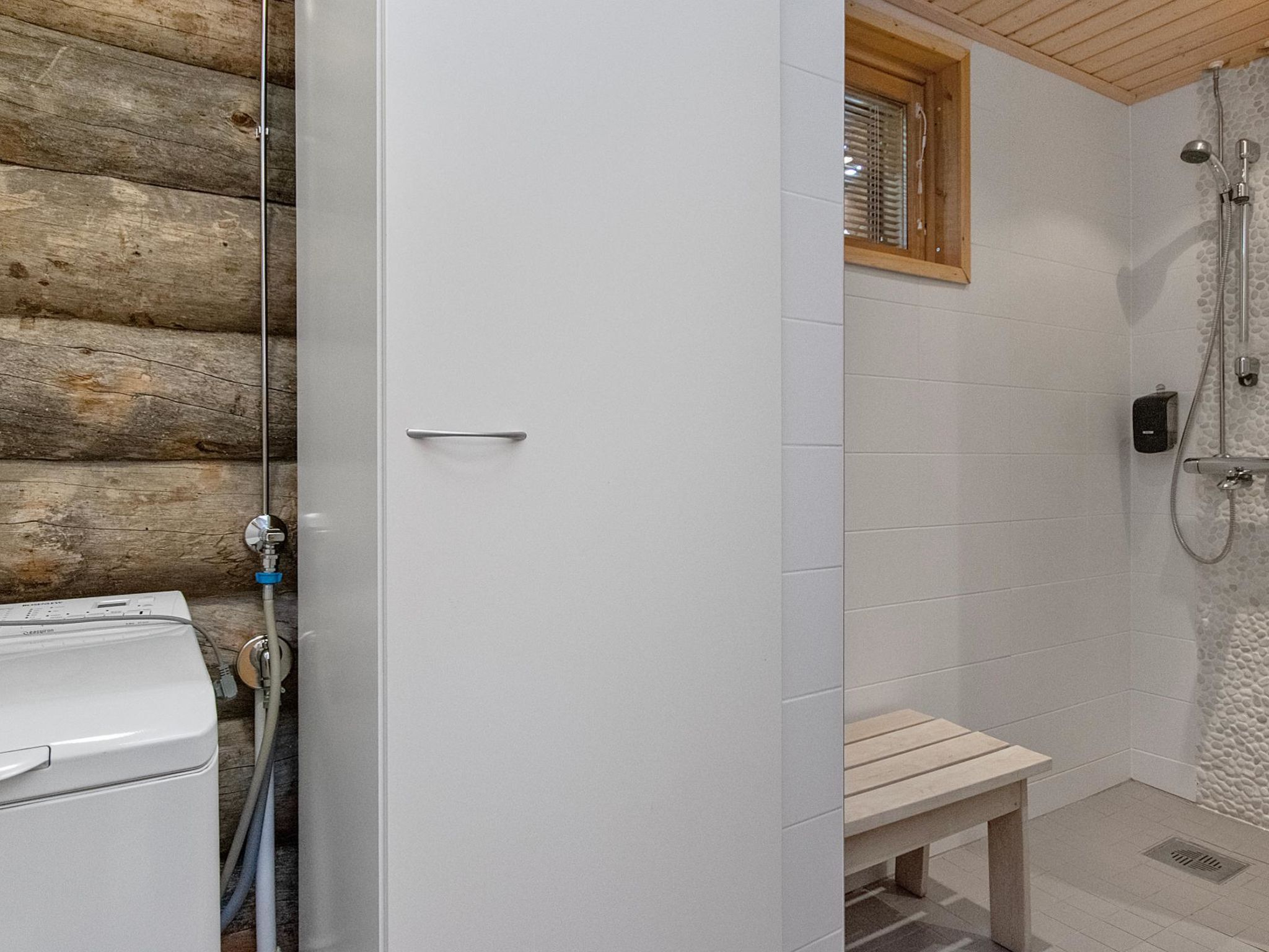 Photo of Nilikuru c 6