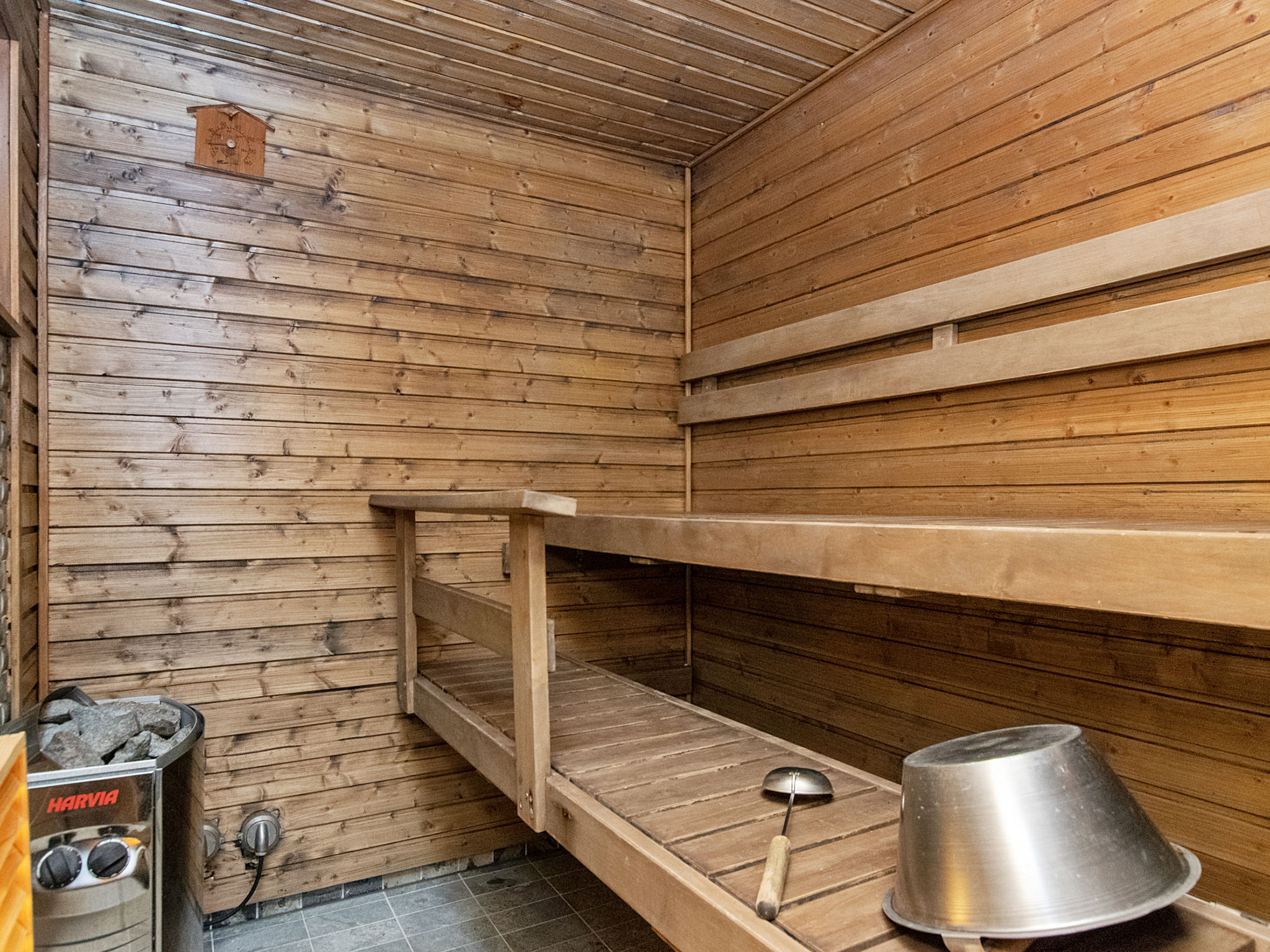 Pökkömaja b - Binnen