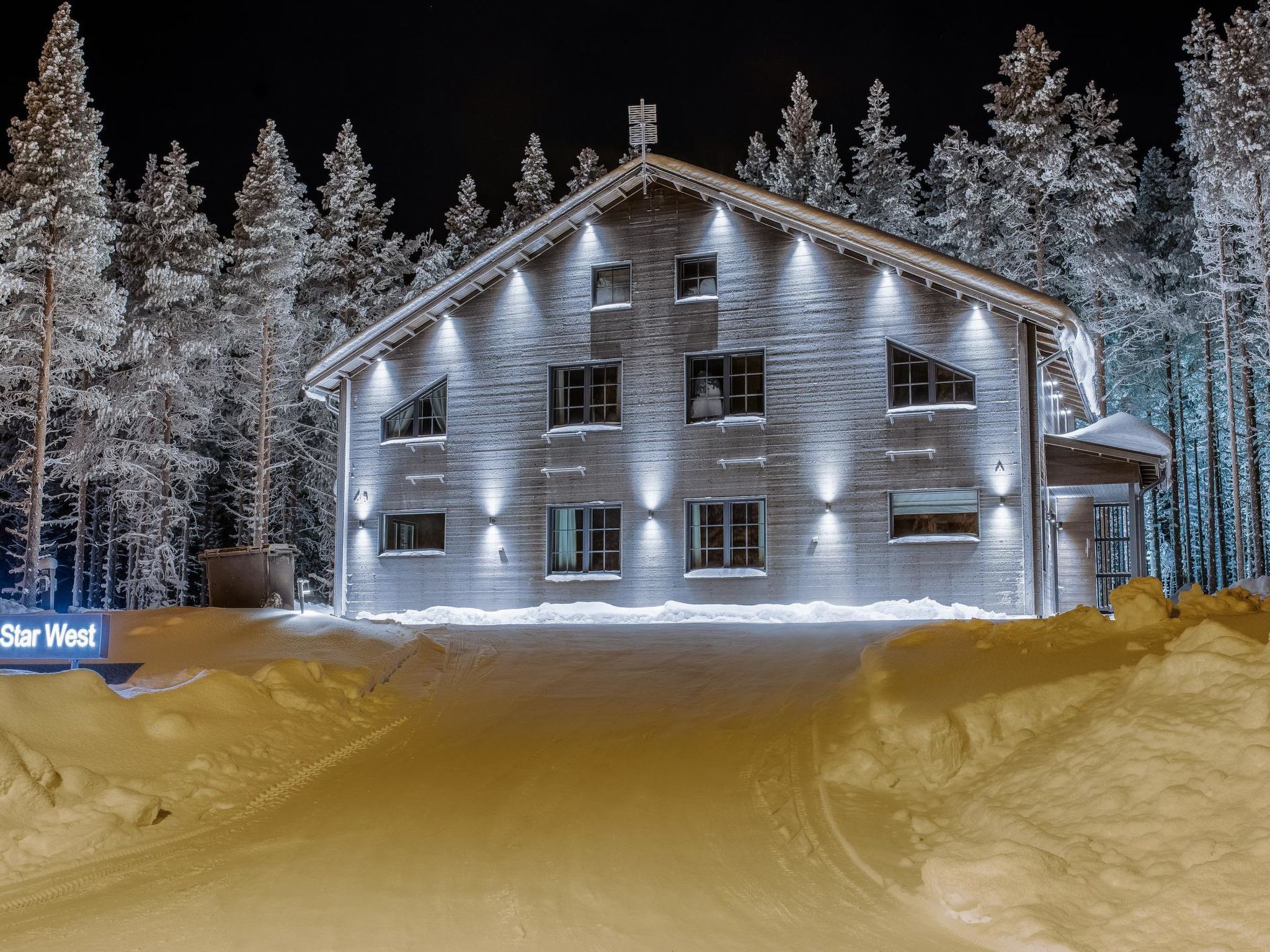 Levi star west b-Binnen