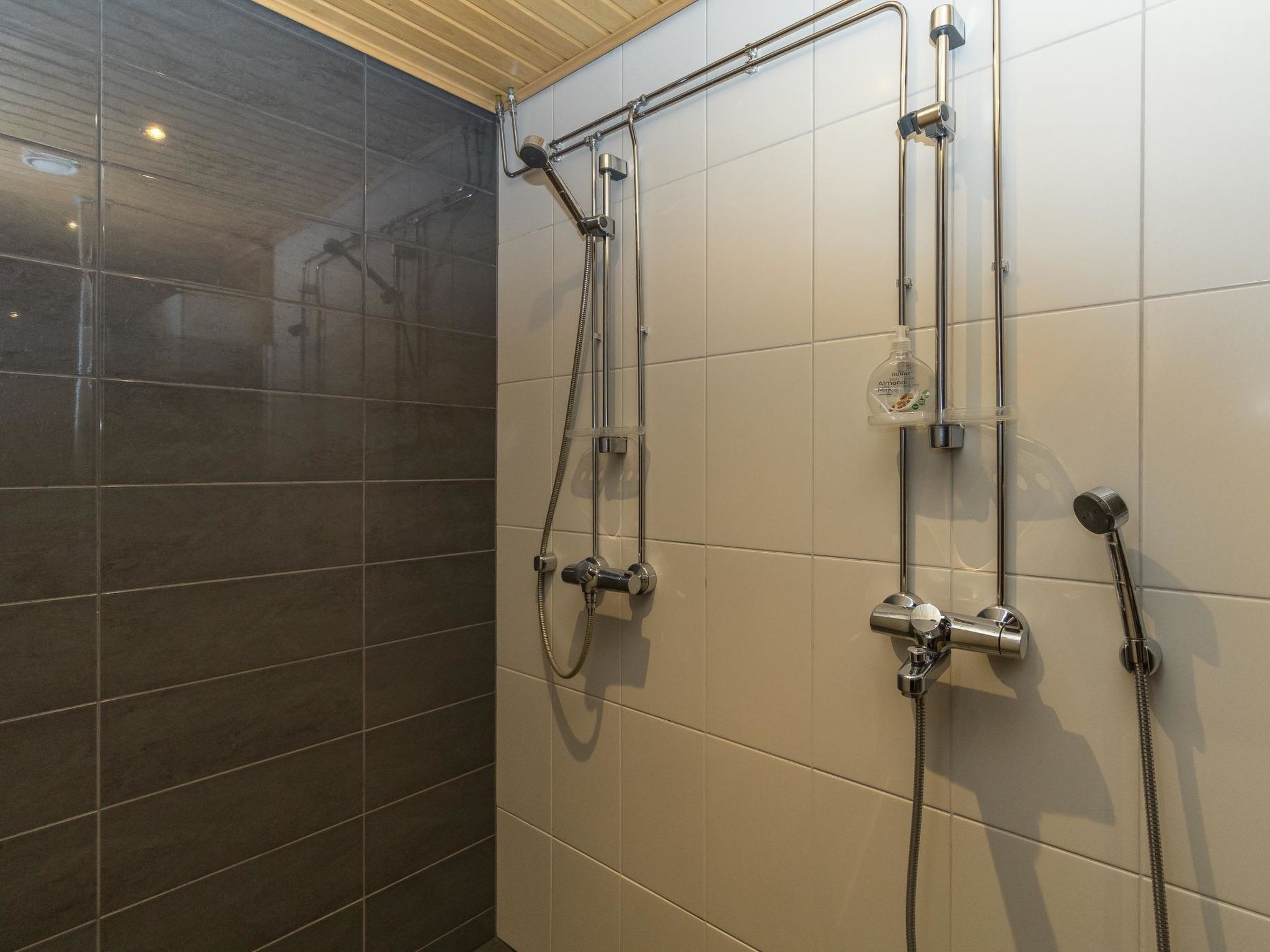 Unelmarakka b-Binnen