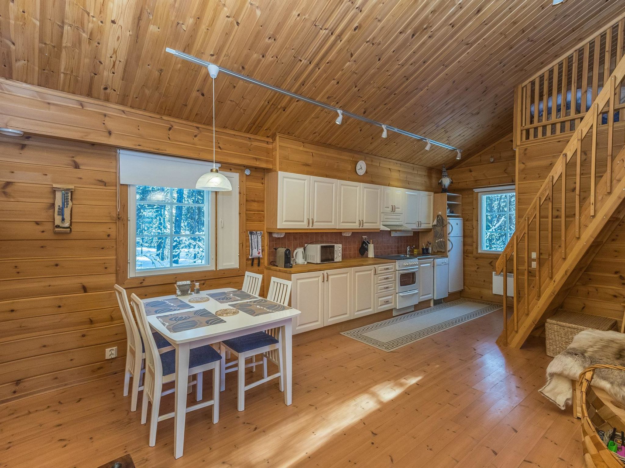 Jerisrannantie 7-Dedans