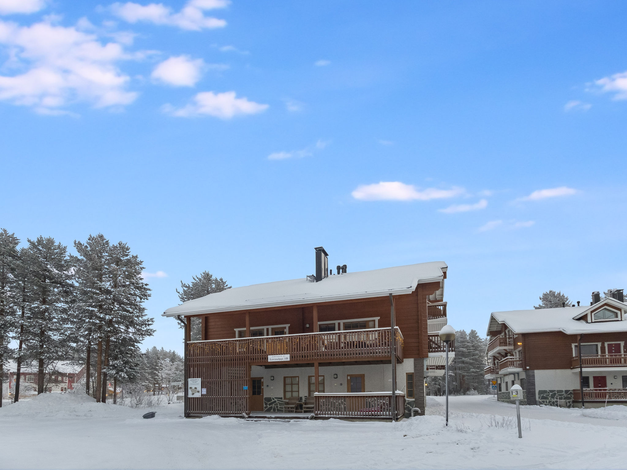 This cozy alpine-style house, completed in 2009, offers an excellent setting for a relaxing holiday in the scenic landscapes of Levi. With five bedrooms, there's plenty of space for larger families or..