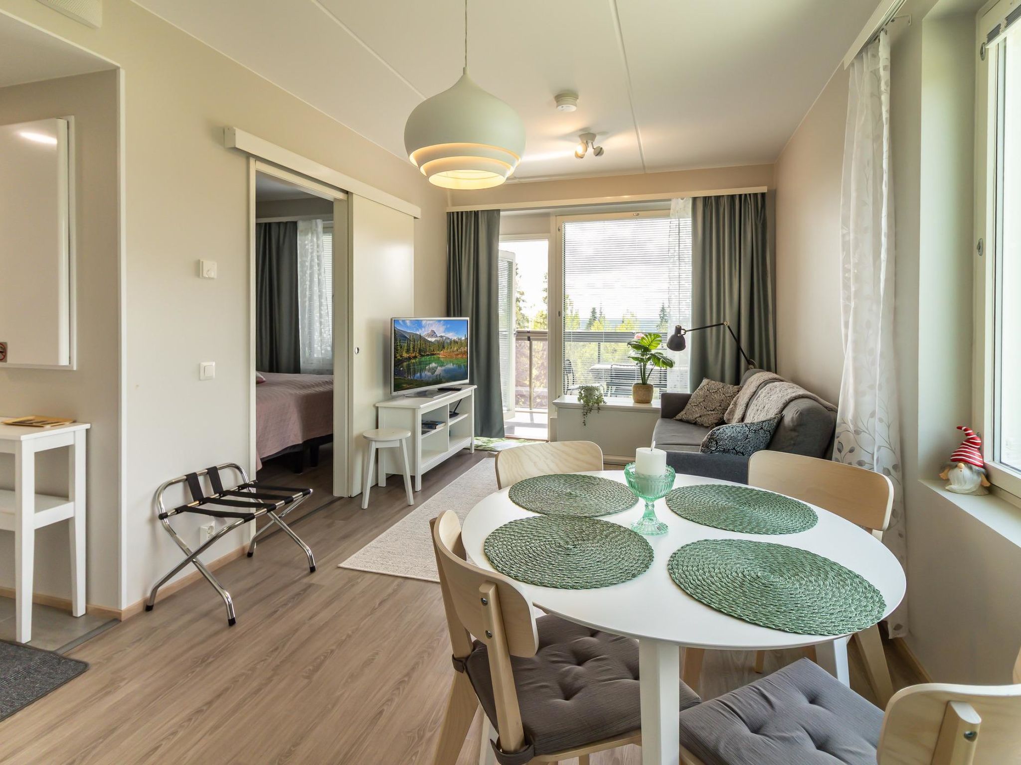 Aurinkorinne 1 as 24-Binnen