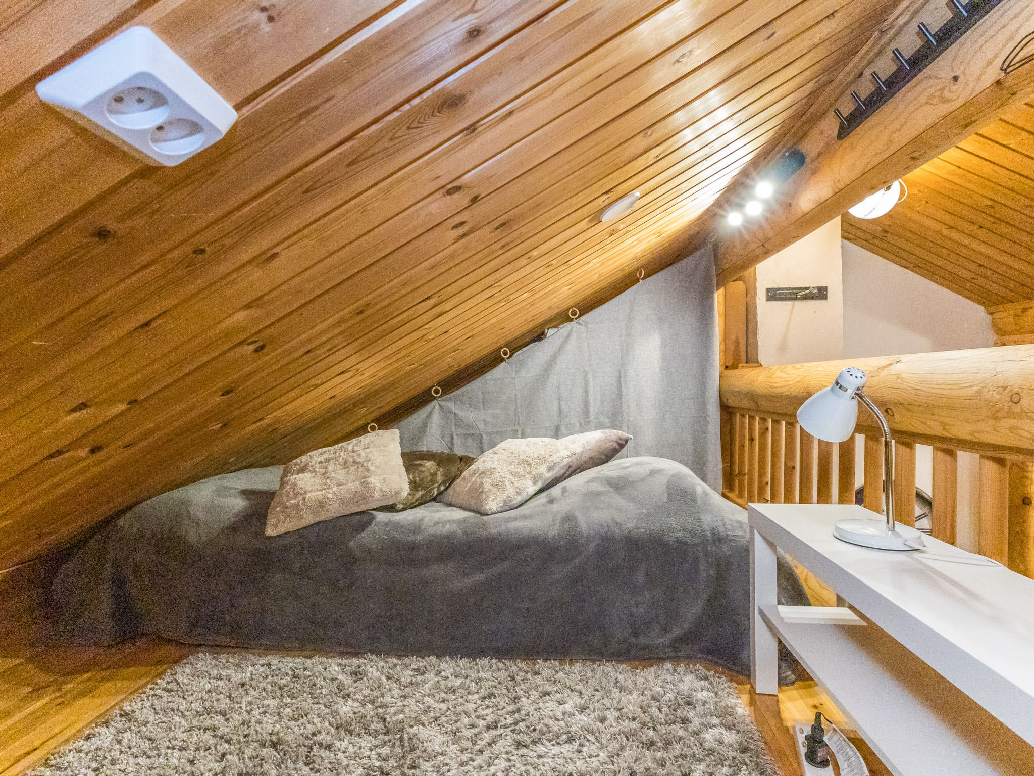 Levin ainola - Inside