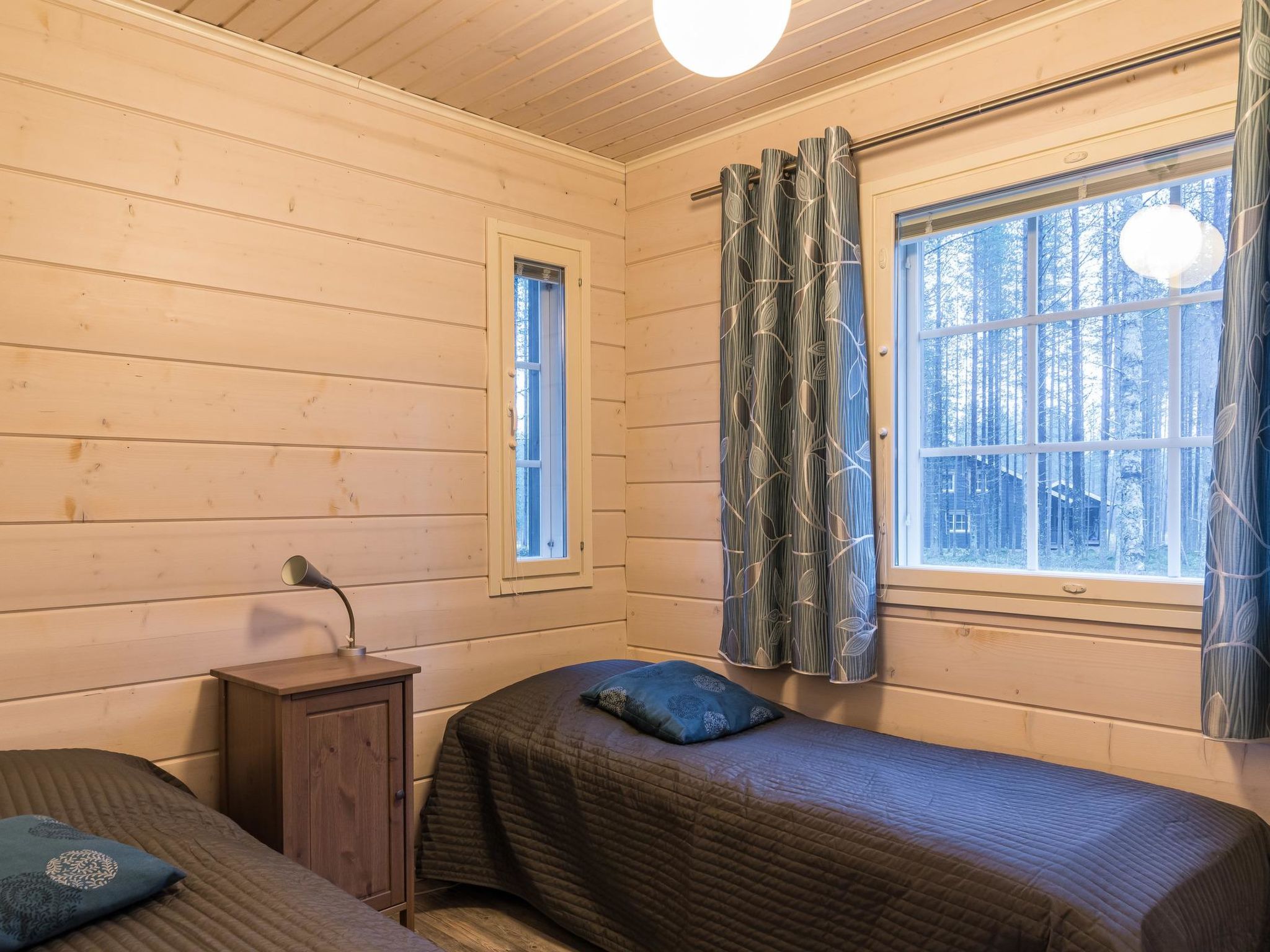 Levin ahmahovi 1a-Dedans