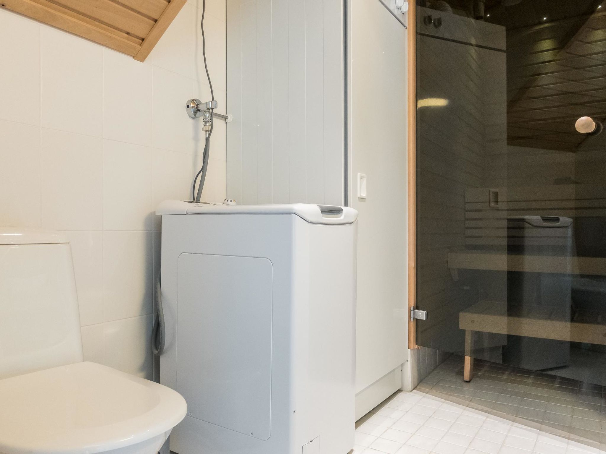 Sointuilevi j 38-Dedans