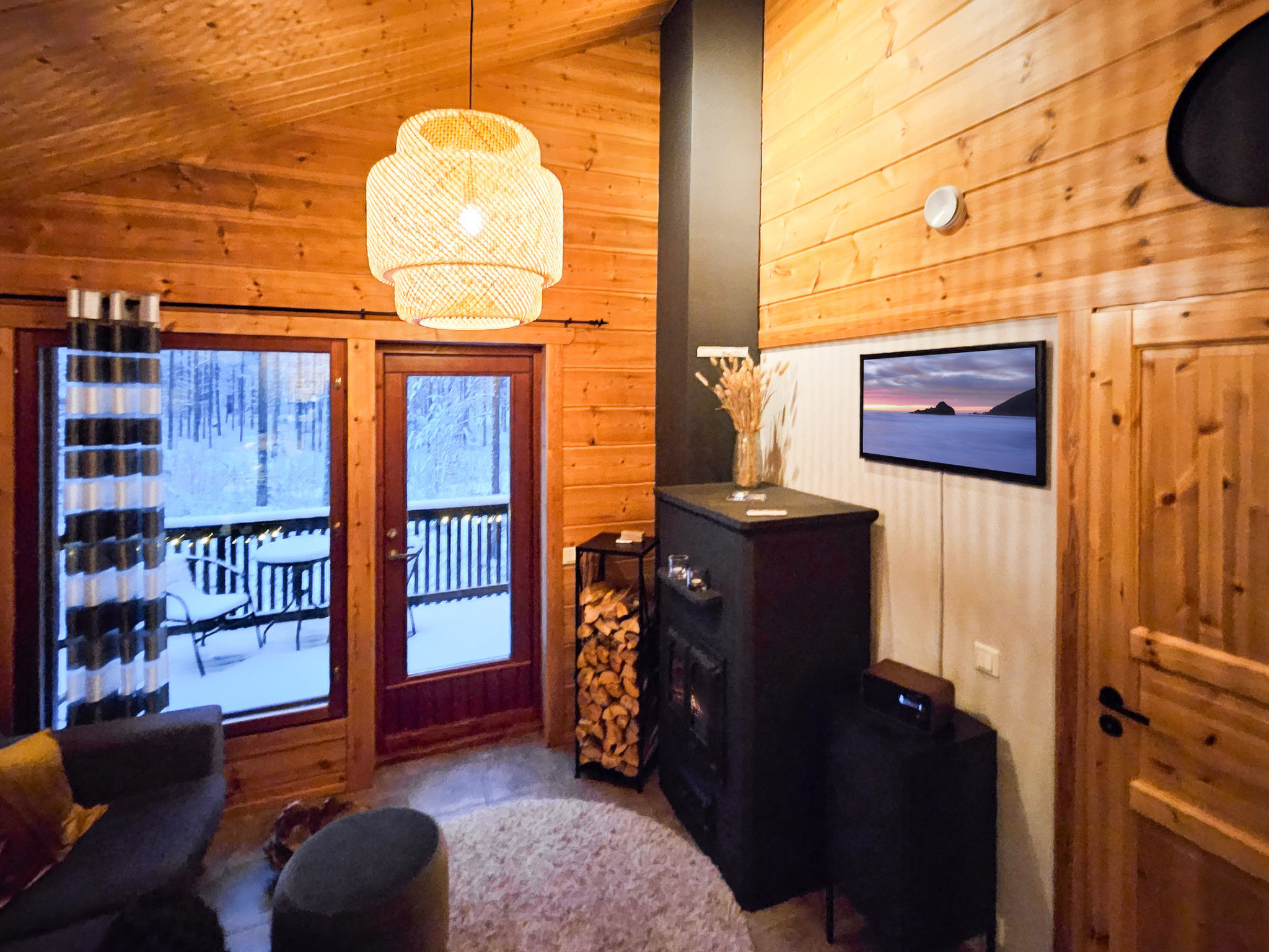 Rovarakka 1 b-Binnen