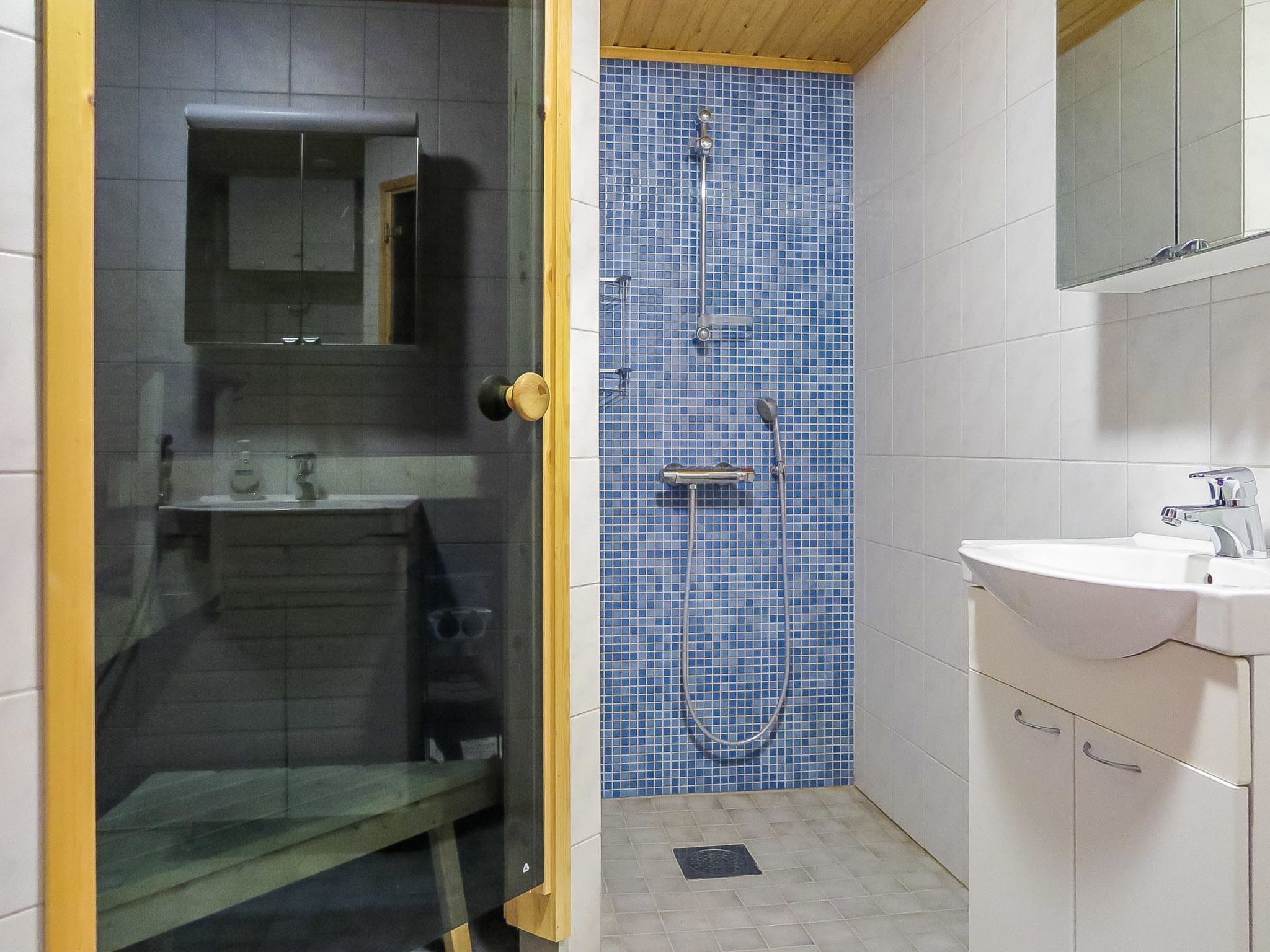 Alte levi dali-Drinnen