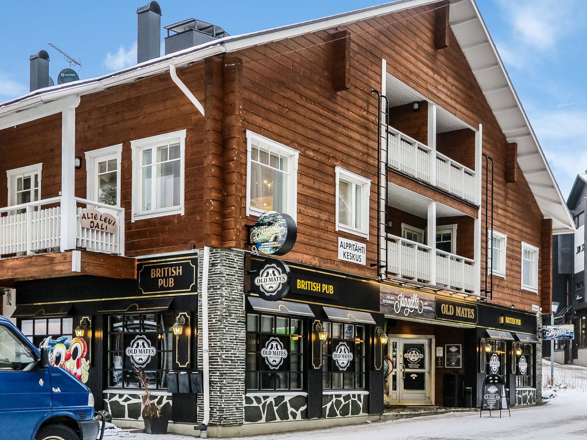 Alte levi dali-Drinnen