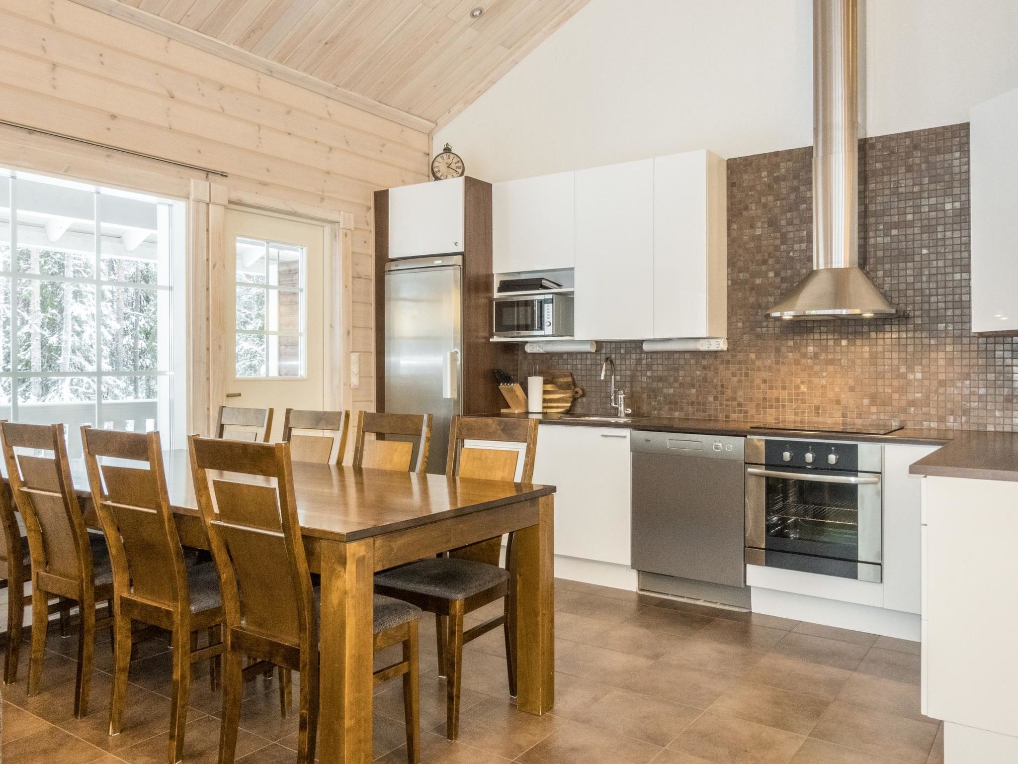 Atrin suvanto b-Binnen