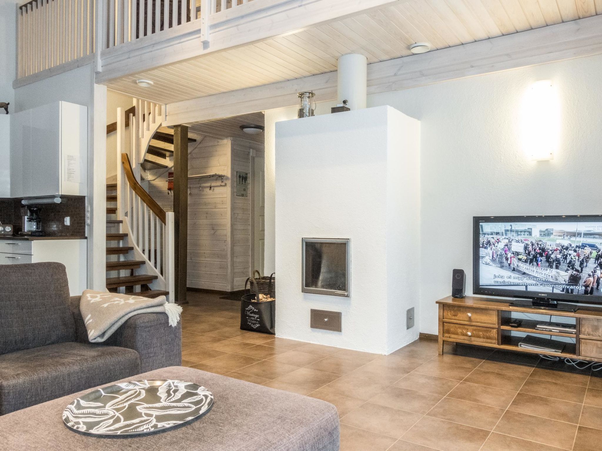 Atrin suvanto b-Binnen