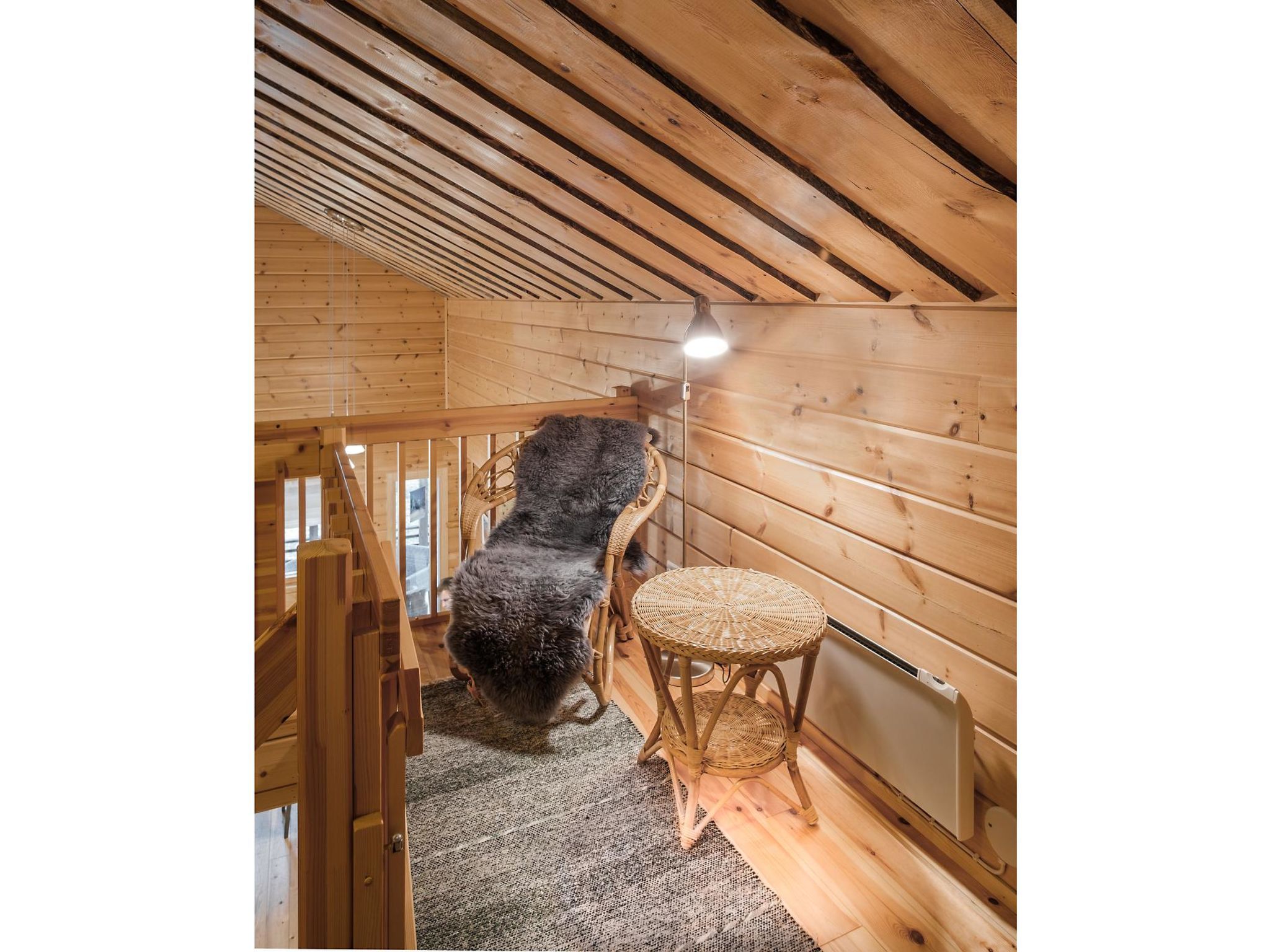 Kevätruska b-Inside