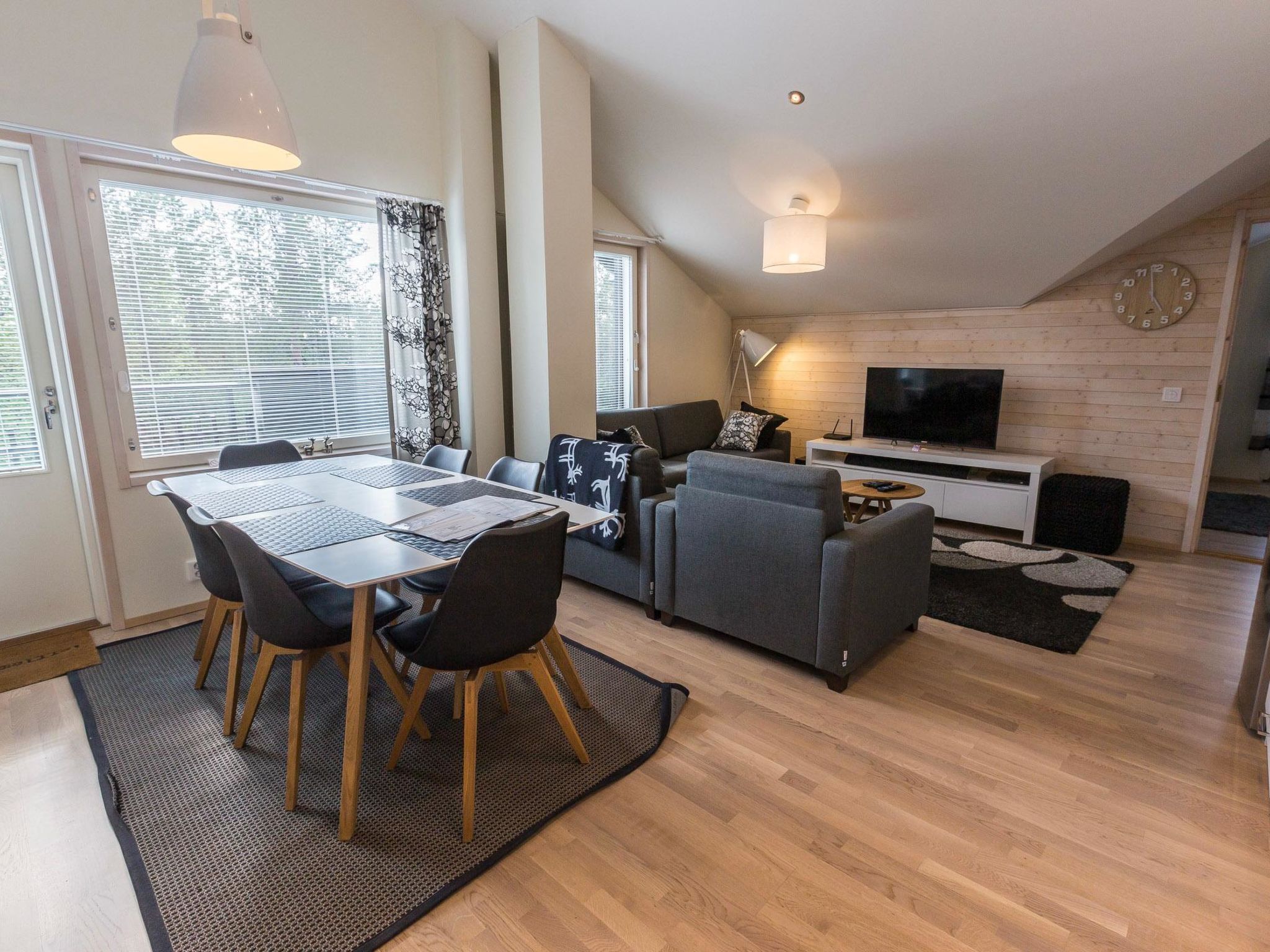 Levin stara a09-Drinnen