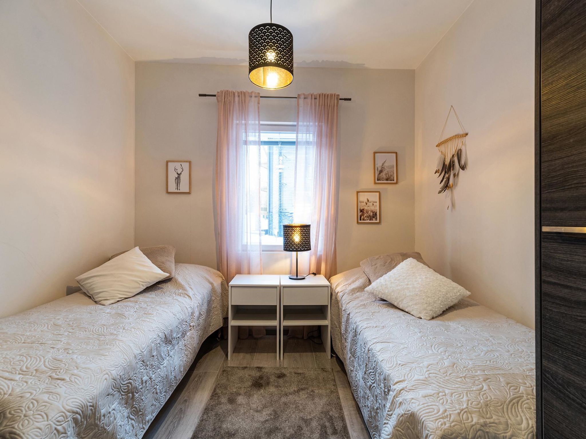 Tunturinlaita c2-Dedans